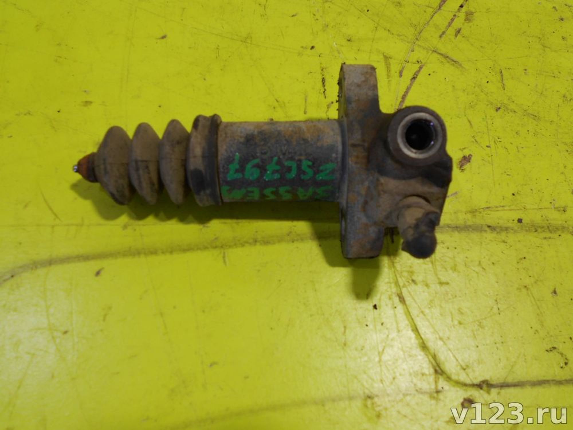 https://ycs.partsauto.market/partsauto-images/thmbs/78ee0fb3787e2dce013ed29fc8a1120c/d58338577d66c2f558ffca7a4f2f4d03/918d6d017aaa9e81413642c18705b9c4.jpg