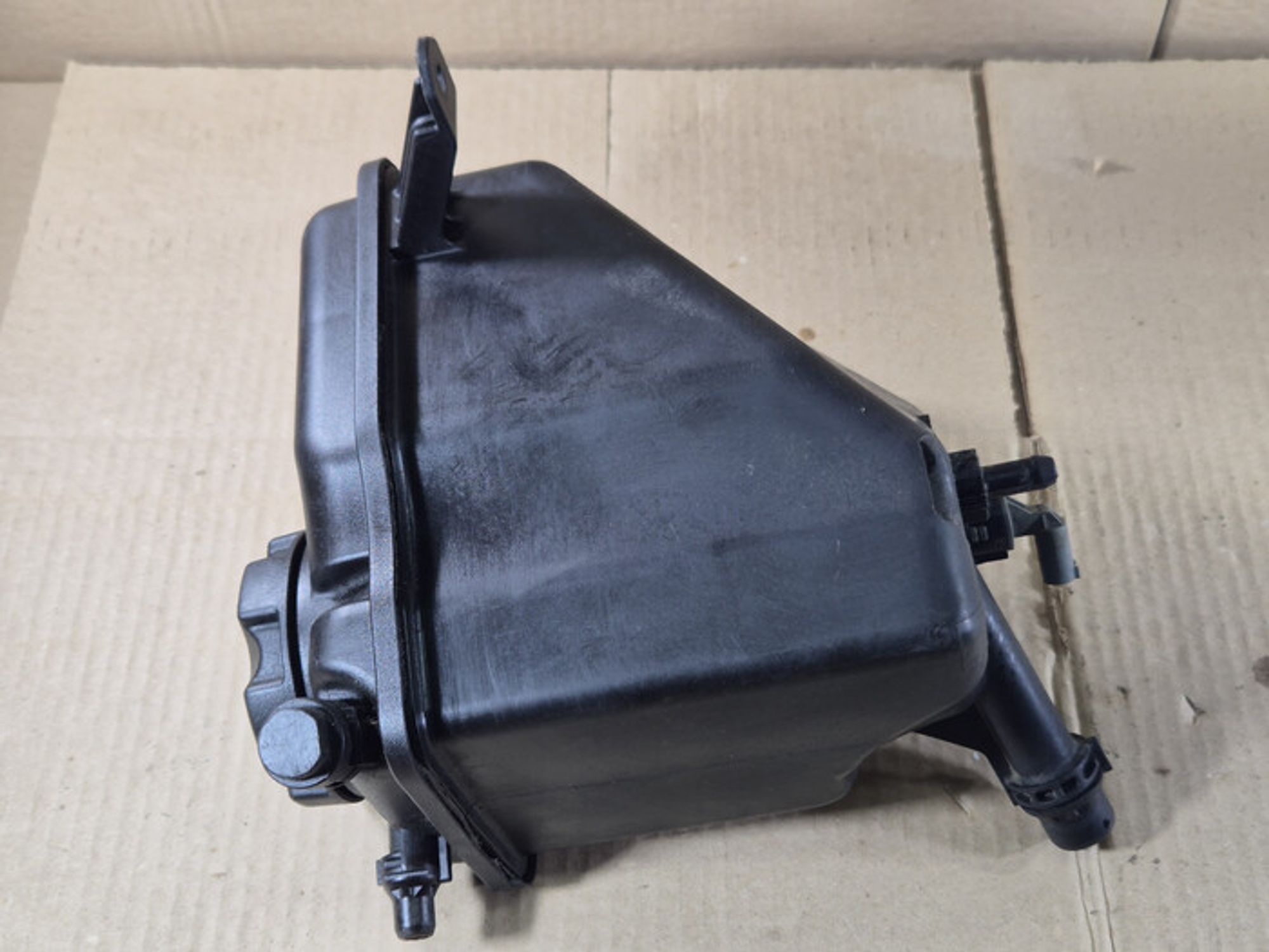 https://ycs.partsauto.market/partsauto-images/thmbs/78ee0fb3787e2dce013ed29fc8a1120c/d85d6eb5b207ef9f378acf3737da6dfa/3ab78efd82b32ad11c3ba7d35e0a5743.jpg