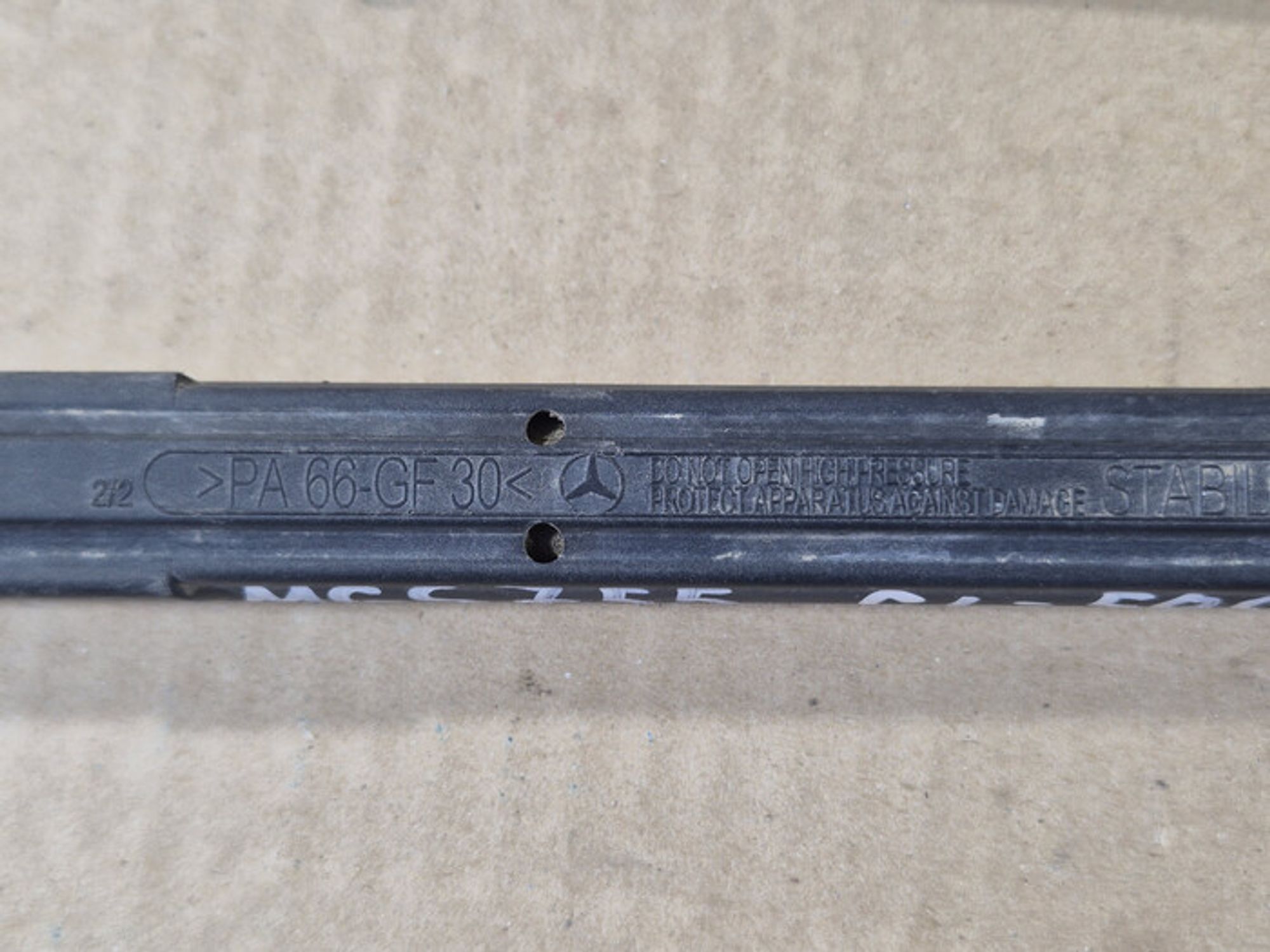 https://ycs.partsauto.market/partsauto-images/thmbs/78ee0fb3787e2dce013ed29fc8a1120c/d9717717350e4acb54e472b459454aee/1f52517618dfcedd816748e416dad47d.jpg