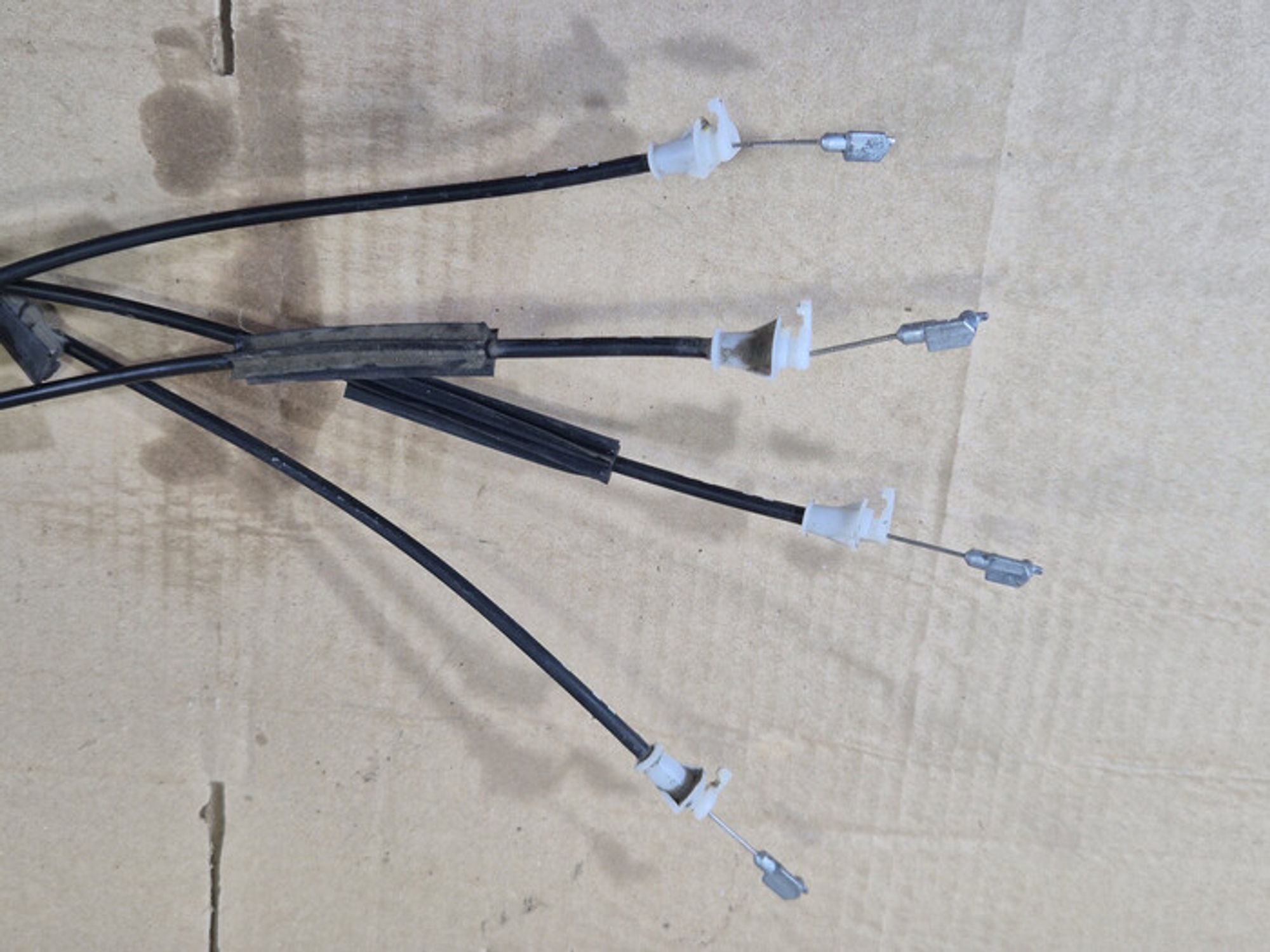 https://ycs.partsauto.market/partsauto-images/thmbs/78ee0fb3787e2dce013ed29fc8a1120c/d9b57f057622fdc4ab04339bc47168bf/a95508b2500e30a3cb5ca486bae2d80c.jpg