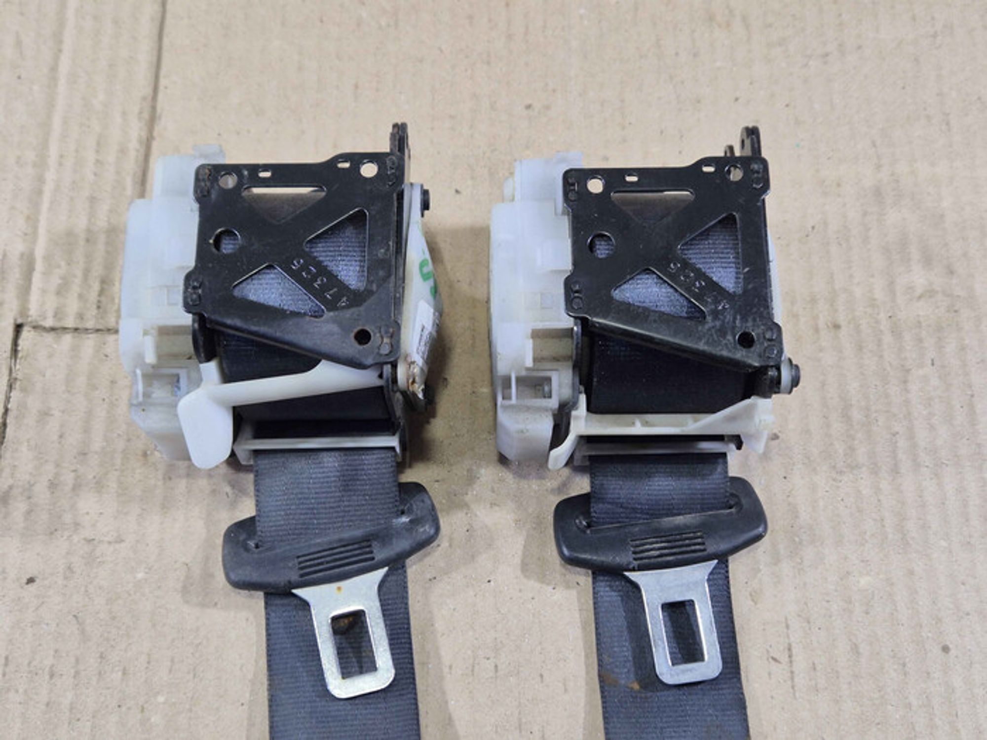 https://ycs.partsauto.market/partsauto-images/thmbs/78ee0fb3787e2dce013ed29fc8a1120c/d9dfe7948acb473bd3fdce5417e5d527/41ac59a9069272d10381effdedcba61c.jpg