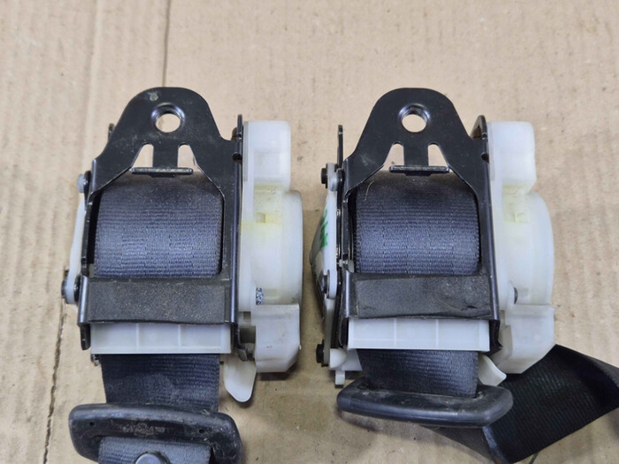 https://ycs.partsauto.market/partsauto-images/thmbs/78ee0fb3787e2dce013ed29fc8a1120c/d9dfe7948acb473bd3fdce5417e5d527/a7c46dedbb4b9fa20708aaab9c31d53a.jpg