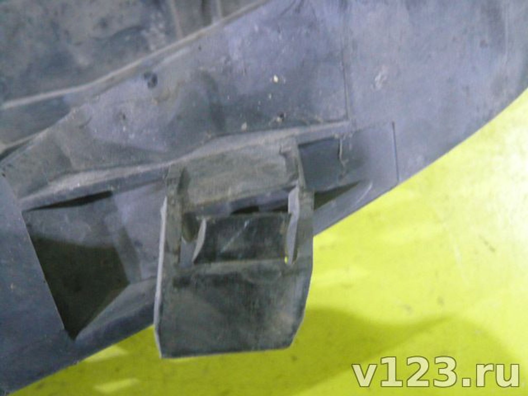 https://ycs.partsauto.market/partsauto-images/thmbs/78ee0fb3787e2dce013ed29fc8a1120c/da81d5b48121d231aab6fe9fa6738ecc/3d5434523e4ce7b5863b92b7c6e4c1cf.jpg