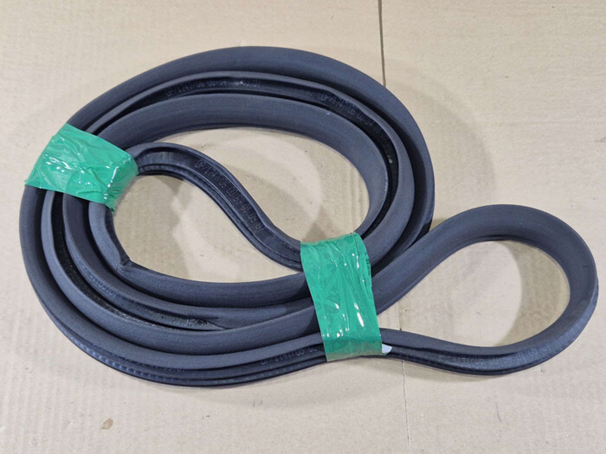 https://ycs.partsauto.market/partsauto-images/thmbs/78ee0fb3787e2dce013ed29fc8a1120c/db36e48a1eefa587032b26f6d682b591/8fb02de9b48a691b77fa20a43305901b.jpg