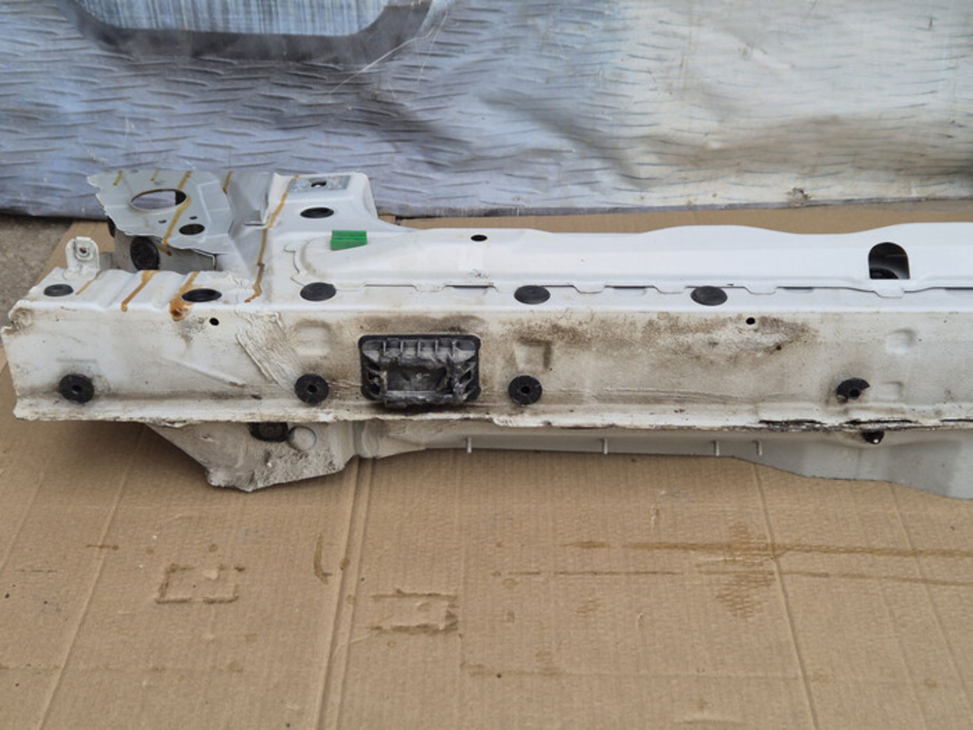 https://ycs.partsauto.market/partsauto-images/thmbs/78ee0fb3787e2dce013ed29fc8a1120c/db79f4be7b45fd33cf6ee8b722258a9f/0a66be2943d087600748c0e58d807b7f.jpg