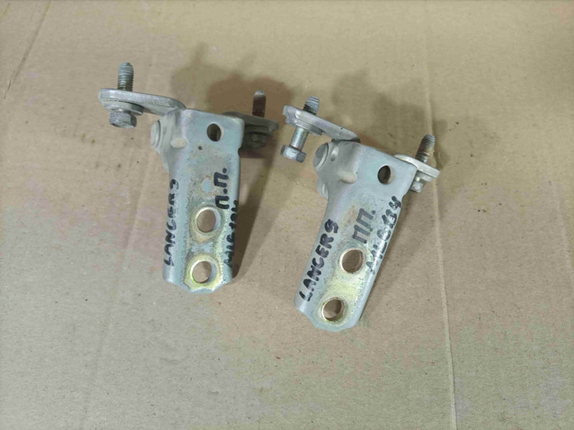 https://ycs.partsauto.market/partsauto-images/thmbs/78ee0fb3787e2dce013ed29fc8a1120c/dbc622855225874823eebb0abfe8e84c/e05aab6eedcaccc0e9b03a00d538ba8d.jpg