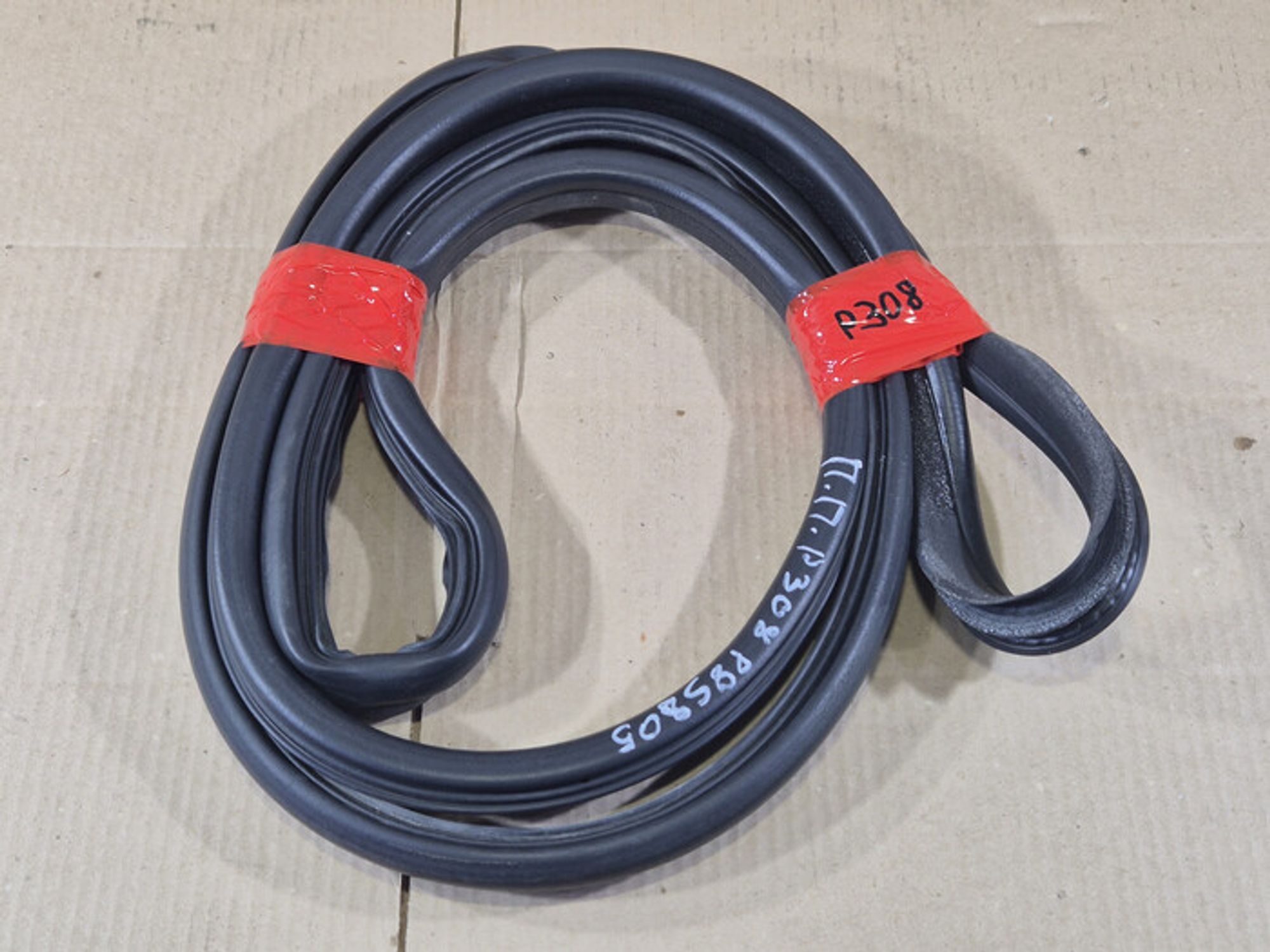 https://ycs.partsauto.market/partsauto-images/thmbs/78ee0fb3787e2dce013ed29fc8a1120c/dc201527d1c49bdd47899e1a4c94b98d/3e821b0e722317152e8ed2278ea1ba3e.jpg