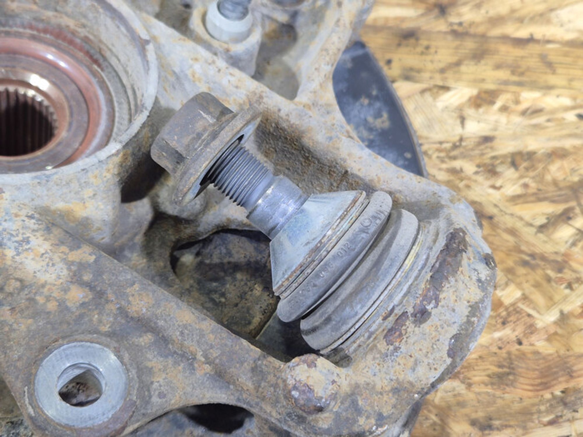 https://ycs.partsauto.market/partsauto-images/thmbs/78ee0fb3787e2dce013ed29fc8a1120c/df2ec284c023d0297b89887b69241341/8f9bf461a14d6e6fb3a3c3ea51607498.jpg