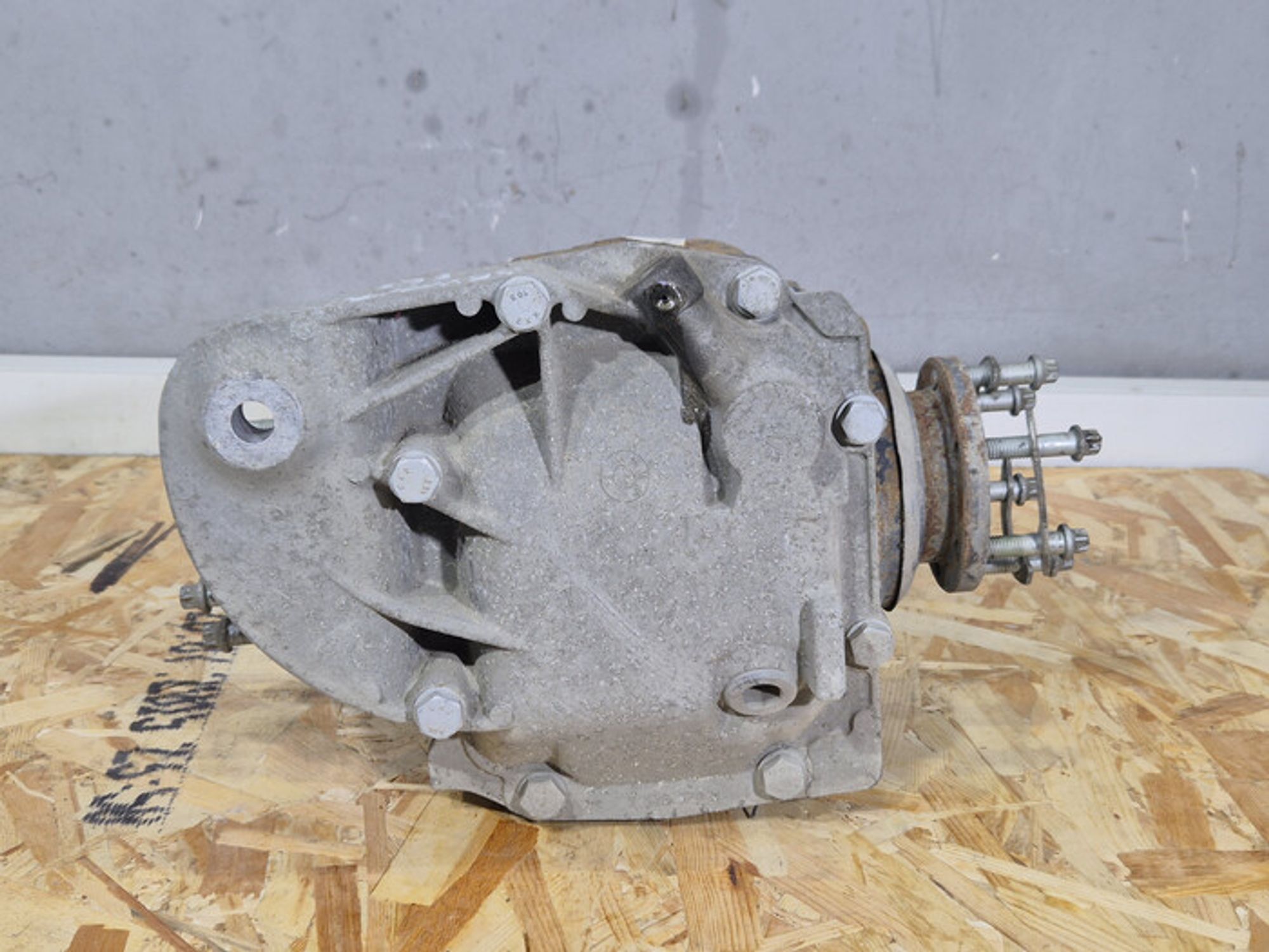 https://ycs.partsauto.market/partsauto-images/thmbs/78ee0fb3787e2dce013ed29fc8a1120c/df740d81cafe07b770cbeed20b92c921/5c75f274f9a757dd07aa477155f6bb64.jpg