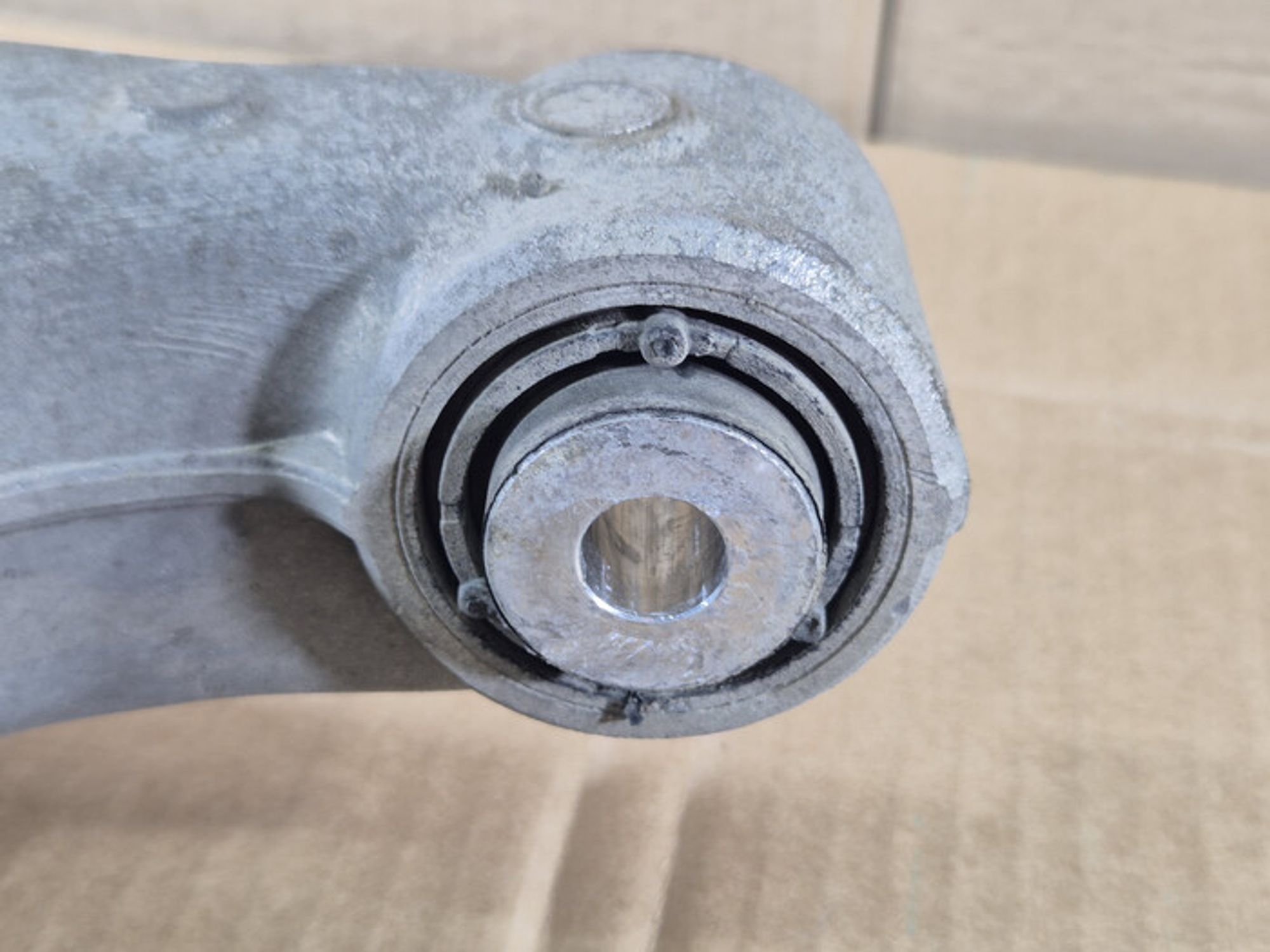 https://ycs.partsauto.market/partsauto-images/thmbs/78ee0fb3787e2dce013ed29fc8a1120c/dfb9da0263f58d927212fbd8463e4e9b/076d7842927017b6aa78d84729684e9b.jpg