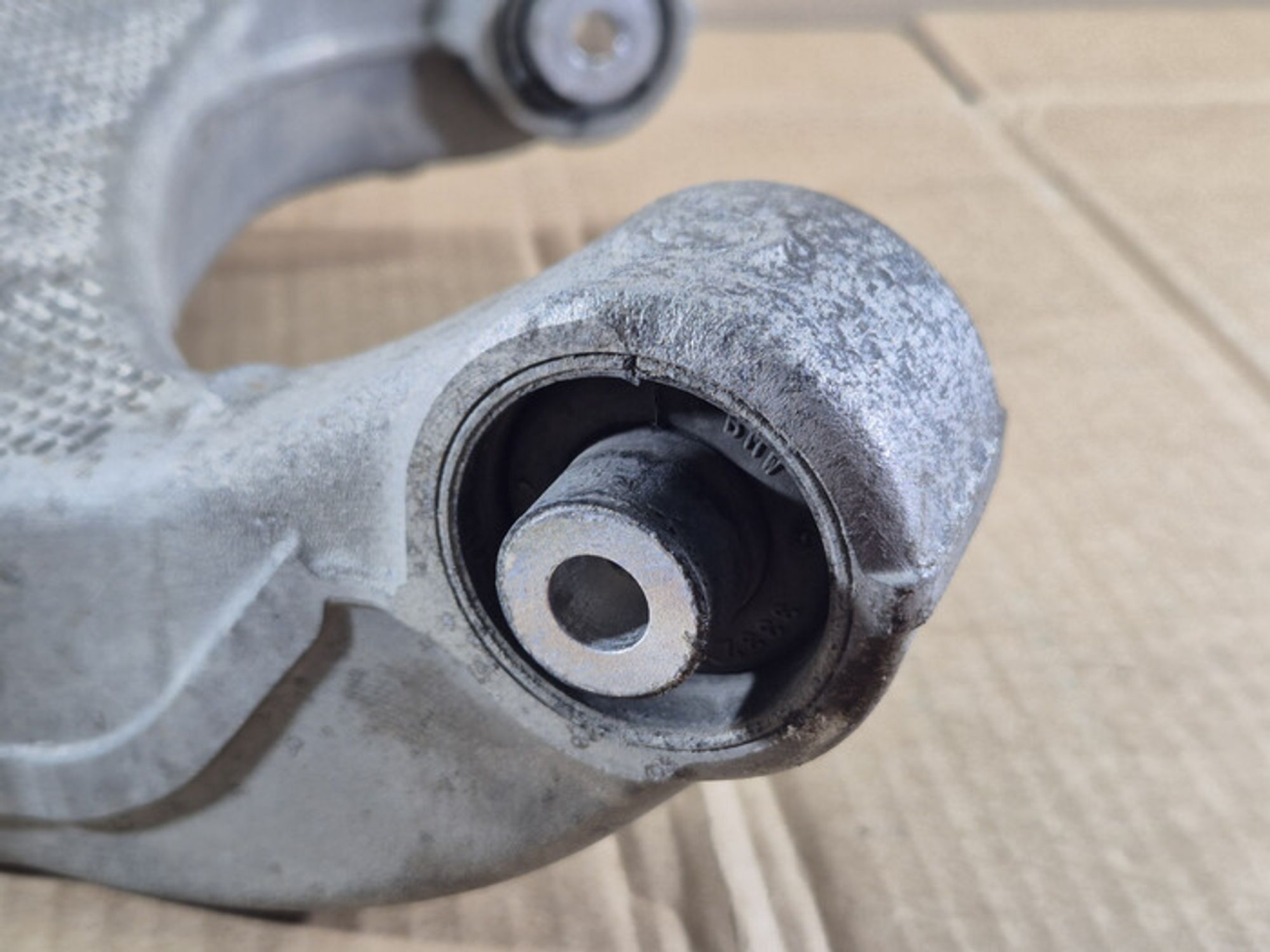 https://ycs.partsauto.market/partsauto-images/thmbs/78ee0fb3787e2dce013ed29fc8a1120c/dfb9da0263f58d927212fbd8463e4e9b/1570fc90dd2b8876b0a3ac615eb1ad12.jpg