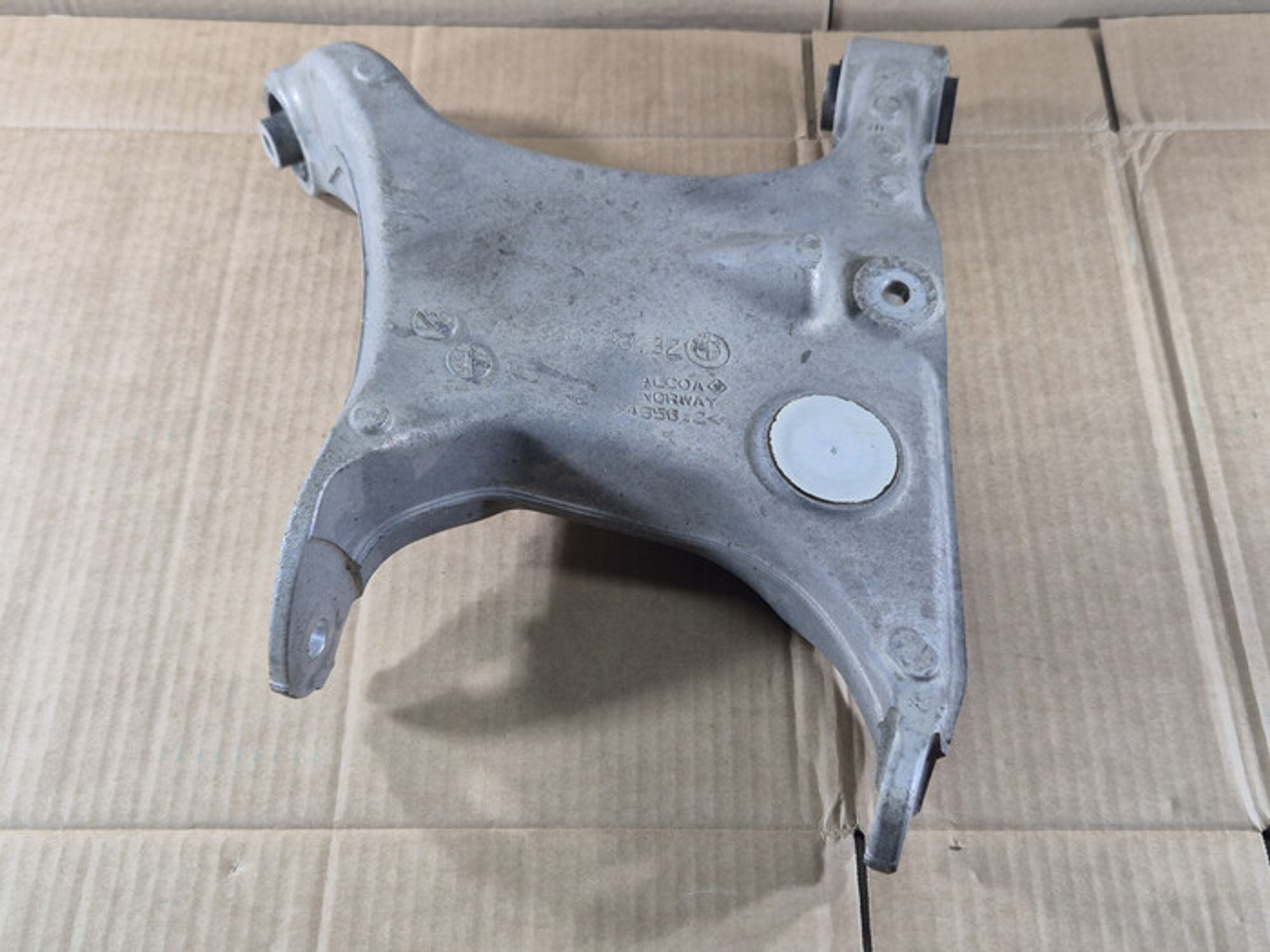 https://ycs.partsauto.market/partsauto-images/thmbs/78ee0fb3787e2dce013ed29fc8a1120c/dfb9da0263f58d927212fbd8463e4e9b/a1551319bd191f43a562d4a26ae05c94.jpg