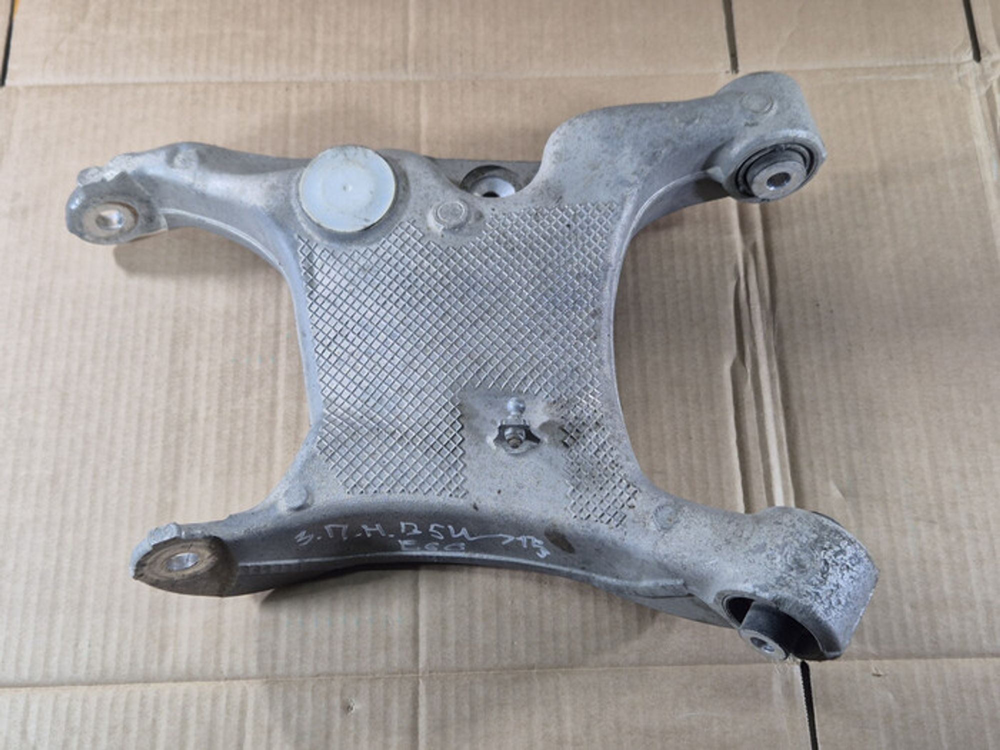 https://ycs.partsauto.market/partsauto-images/thmbs/78ee0fb3787e2dce013ed29fc8a1120c/dfb9da0263f58d927212fbd8463e4e9b/e4d830d96bab1456af1db1006f9eab0a.jpg