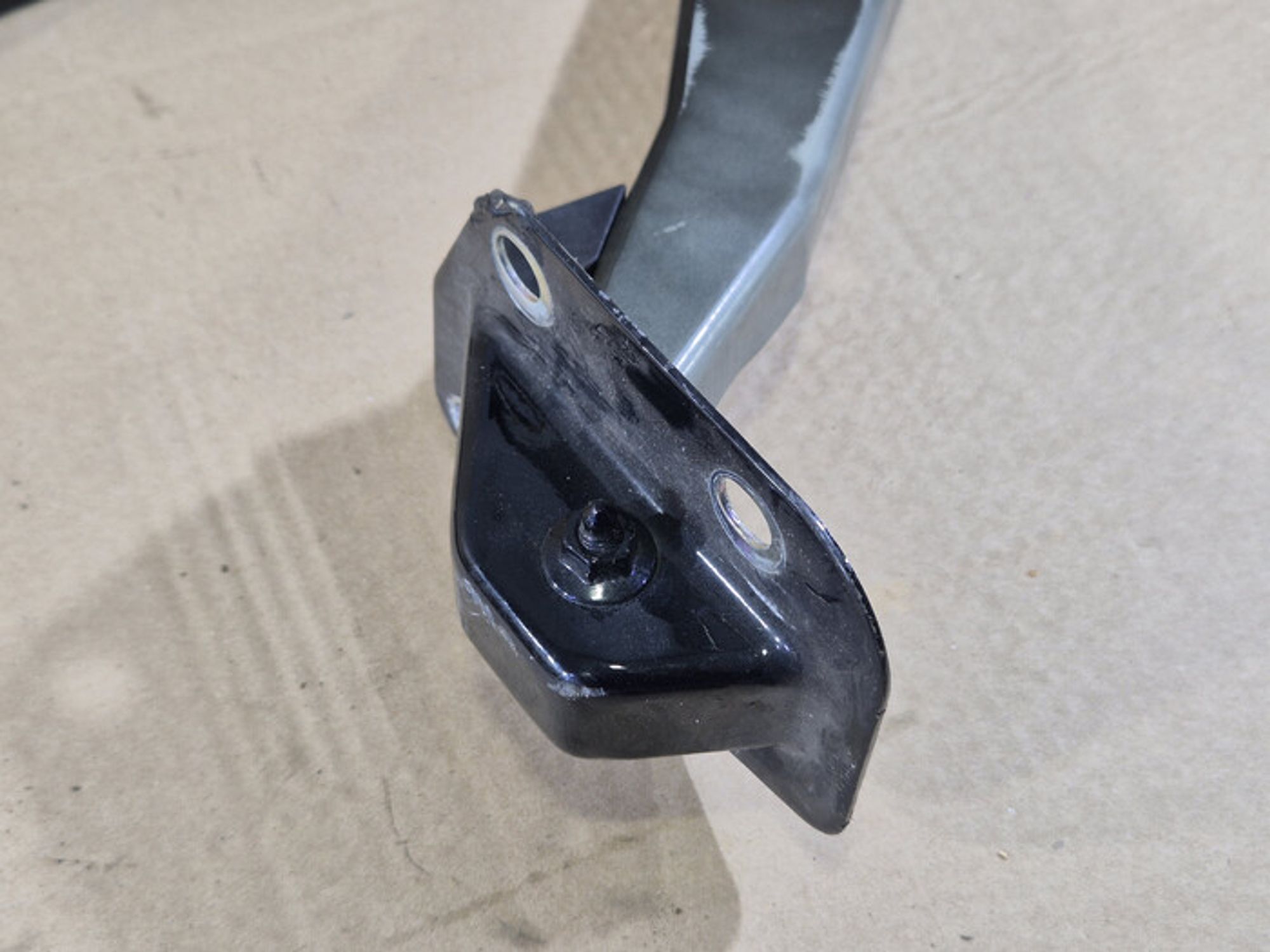 https://ycs.partsauto.market/partsauto-images/thmbs/78ee0fb3787e2dce013ed29fc8a1120c/e05cba3c5610c2c5651583e33b7b40fd/7b9575061c5c5d319b46c67db7ca713c.jpg