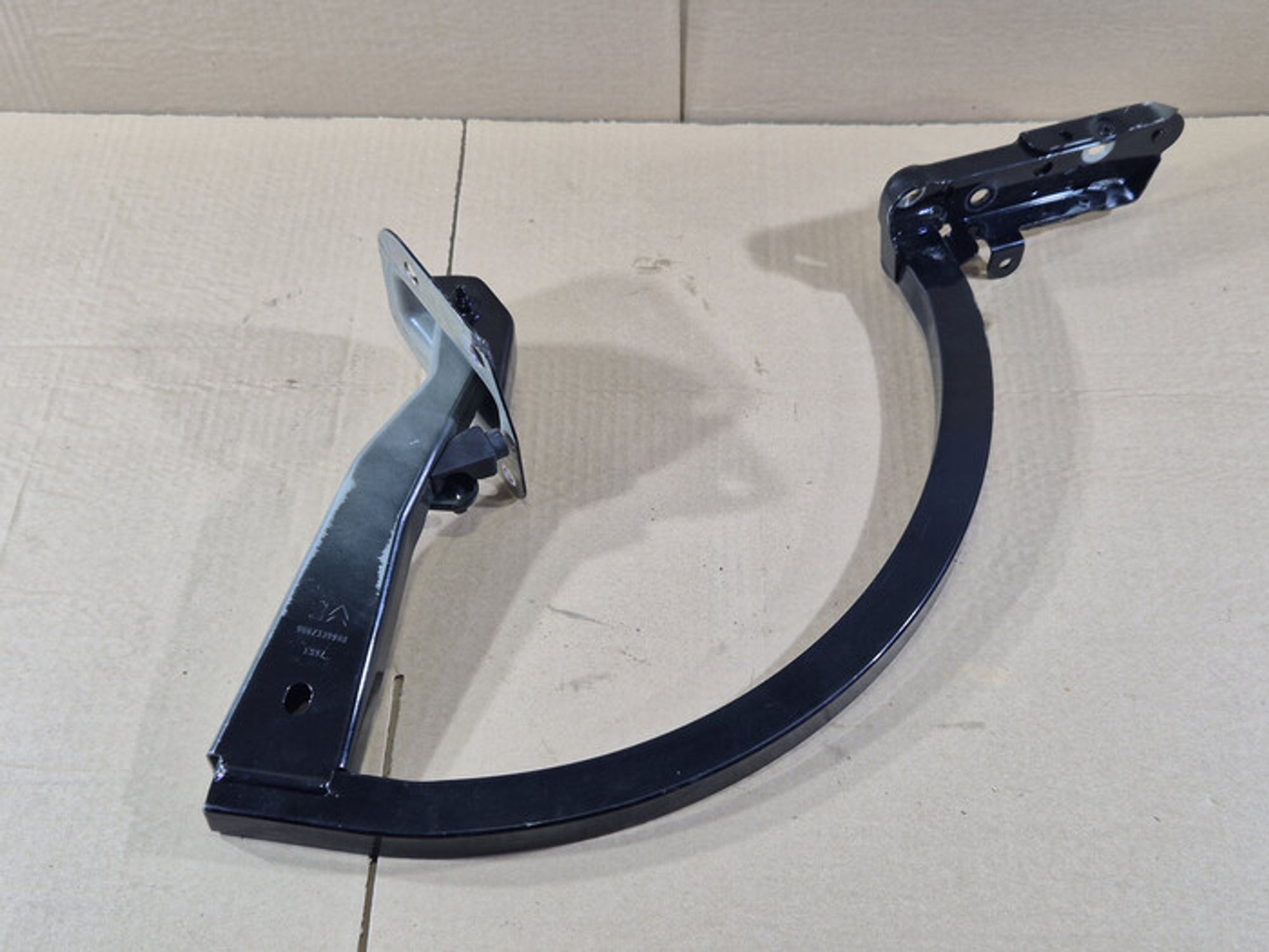 https://ycs.partsauto.market/partsauto-images/thmbs/78ee0fb3787e2dce013ed29fc8a1120c/e05cba3c5610c2c5651583e33b7b40fd/d7401c6d09c8c780ed4987983bca22d4.jpg