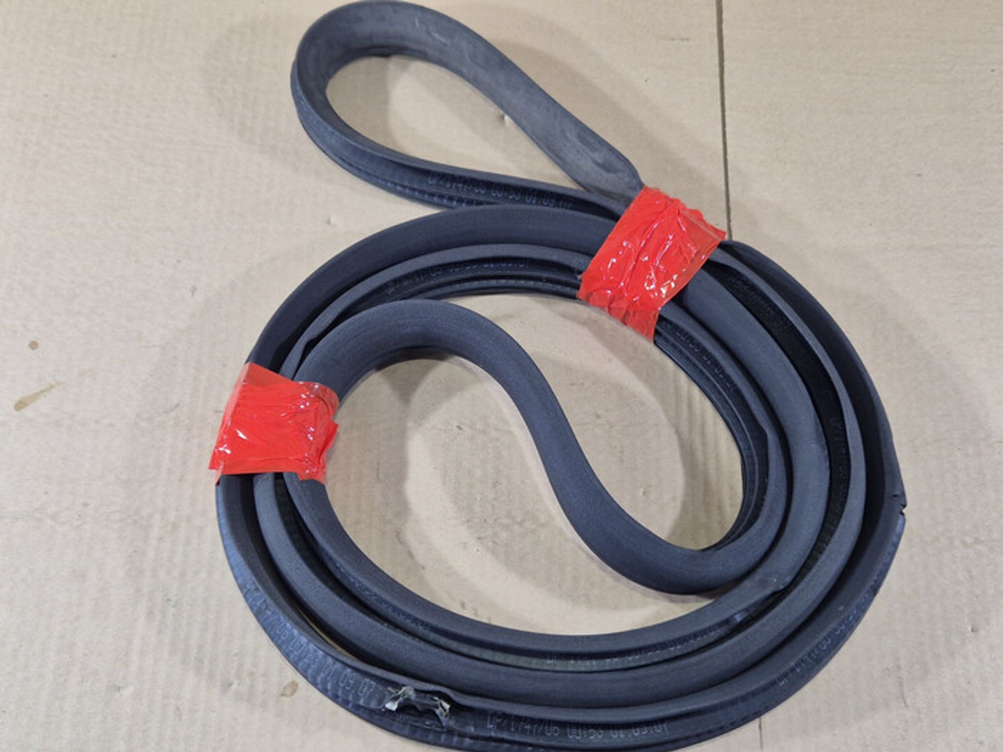 https://ycs.partsauto.market/partsauto-images/thmbs/78ee0fb3787e2dce013ed29fc8a1120c/e0ca79ee7416ea6c6af4fdfa9f05b48a/5e28a74a9b25fa19250047ed8446b04c.jpg