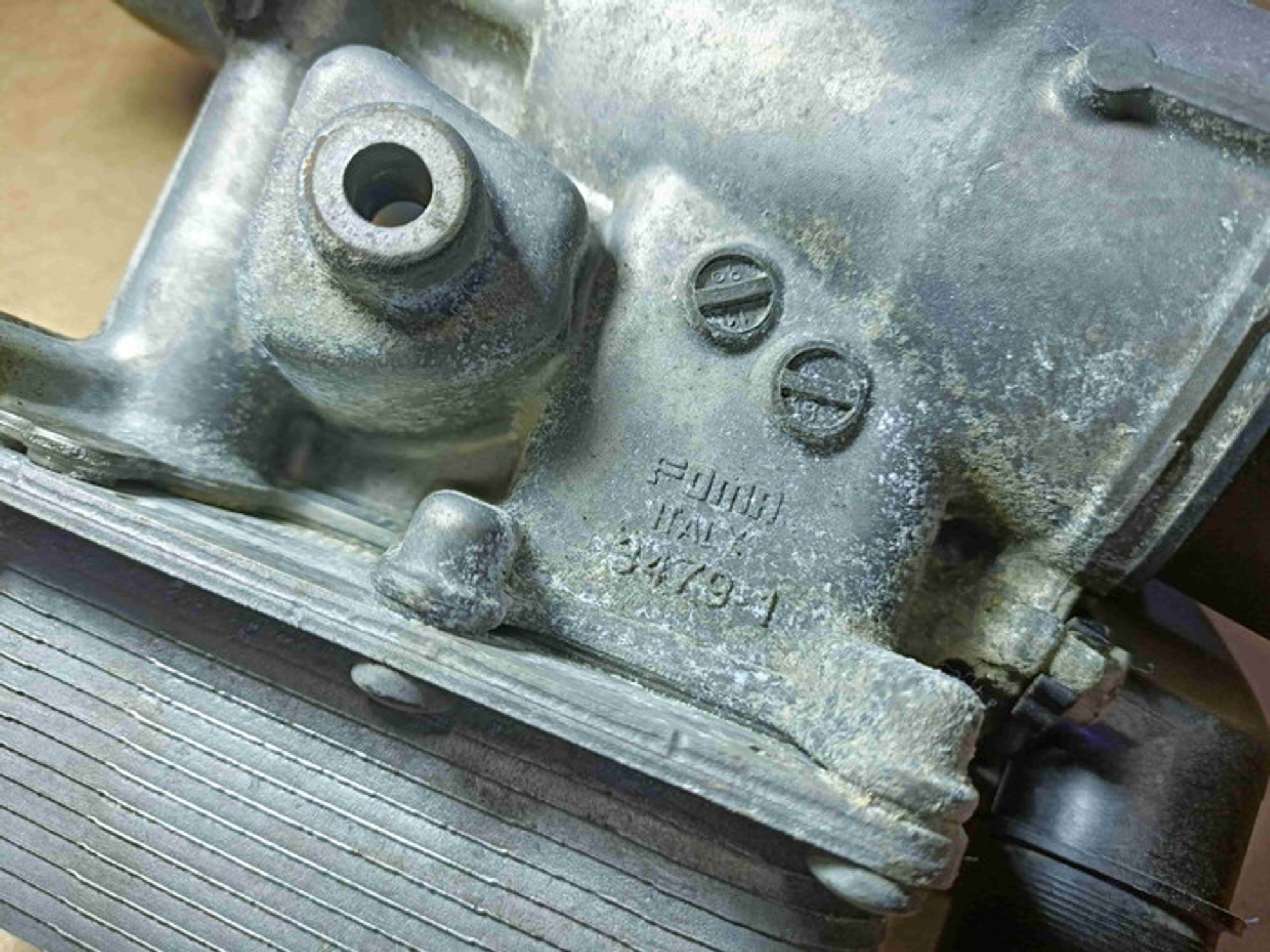 https://ycs.partsauto.market/partsauto-images/thmbs/78ee0fb3787e2dce013ed29fc8a1120c/e18016293399069e3037ecaf2a58c5df/9e93b8959809130be634a30da9b7c93f.jpg