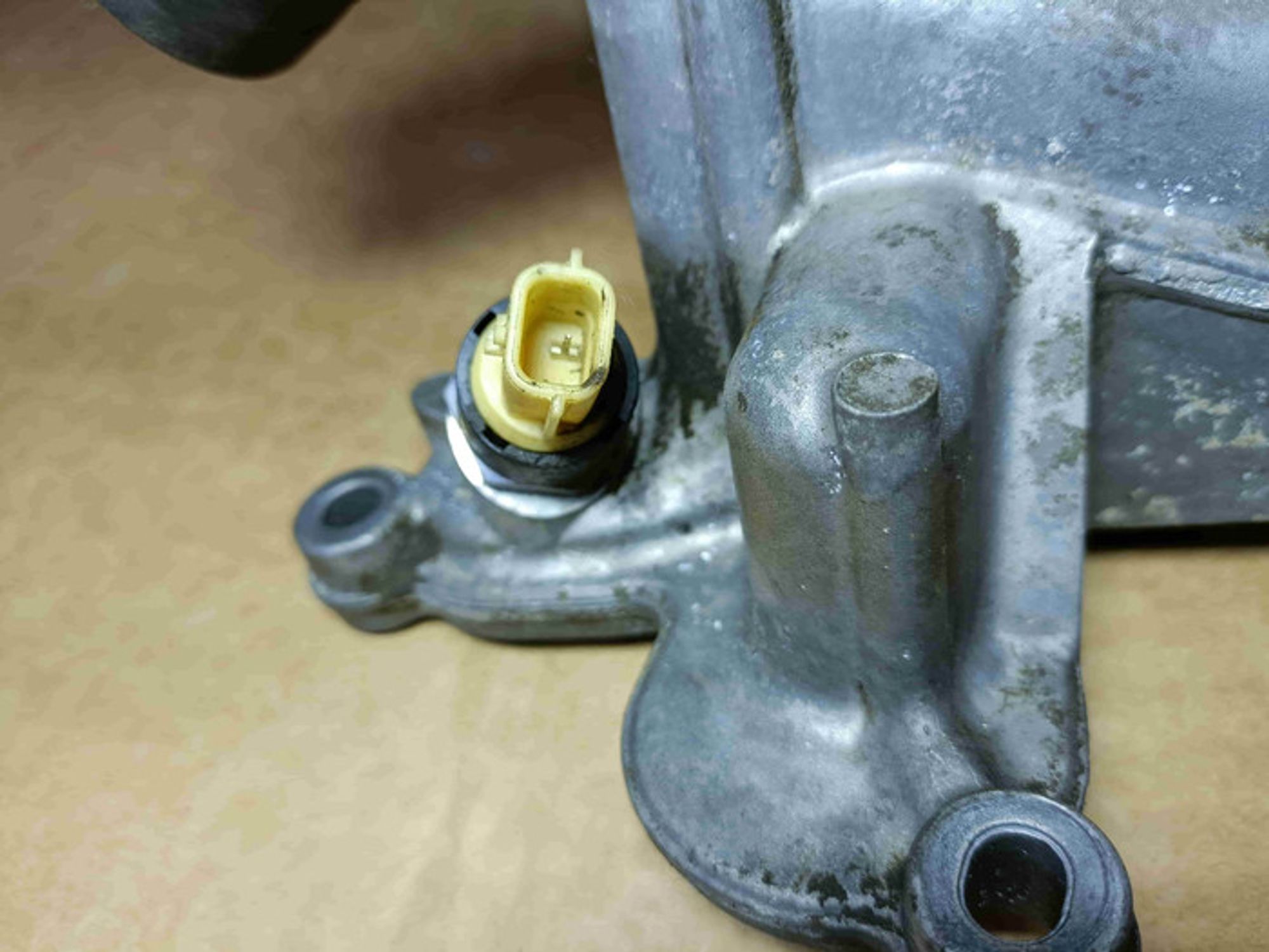 https://ycs.partsauto.market/partsauto-images/thmbs/78ee0fb3787e2dce013ed29fc8a1120c/e18016293399069e3037ecaf2a58c5df/e05d1d8e7f9e561bf3b308cd2fb8282d.jpg