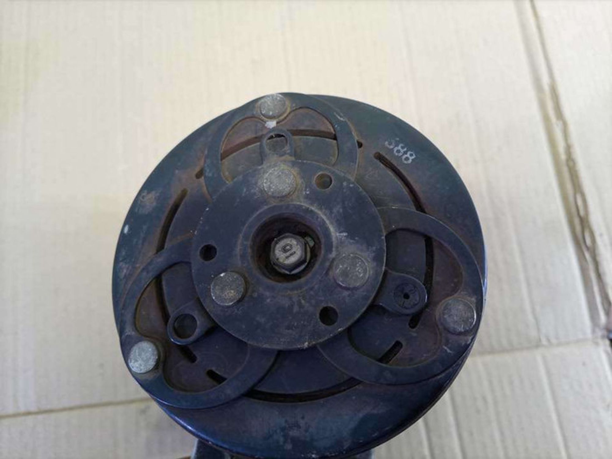 https://ycs.partsauto.market/partsauto-images/thmbs/78ee0fb3787e2dce013ed29fc8a1120c/e324544d2c59629bb103063a70f1d24b/8d61dfee8a2307c81778fac8fb13452a.jpg