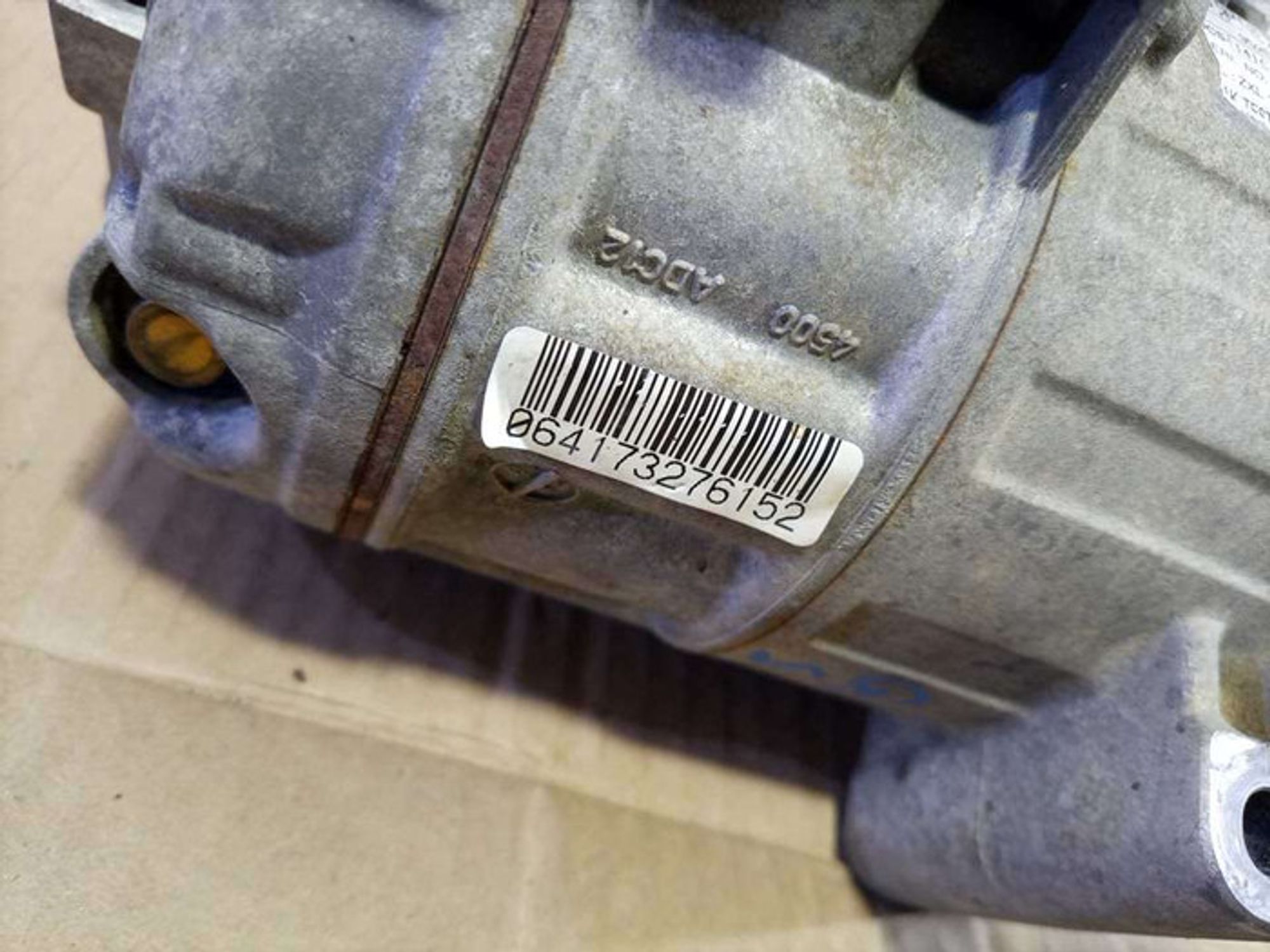 https://ycs.partsauto.market/partsauto-images/thmbs/78ee0fb3787e2dce013ed29fc8a1120c/e324544d2c59629bb103063a70f1d24b/a0fce809516057c0a088ad8e30cec861.jpg