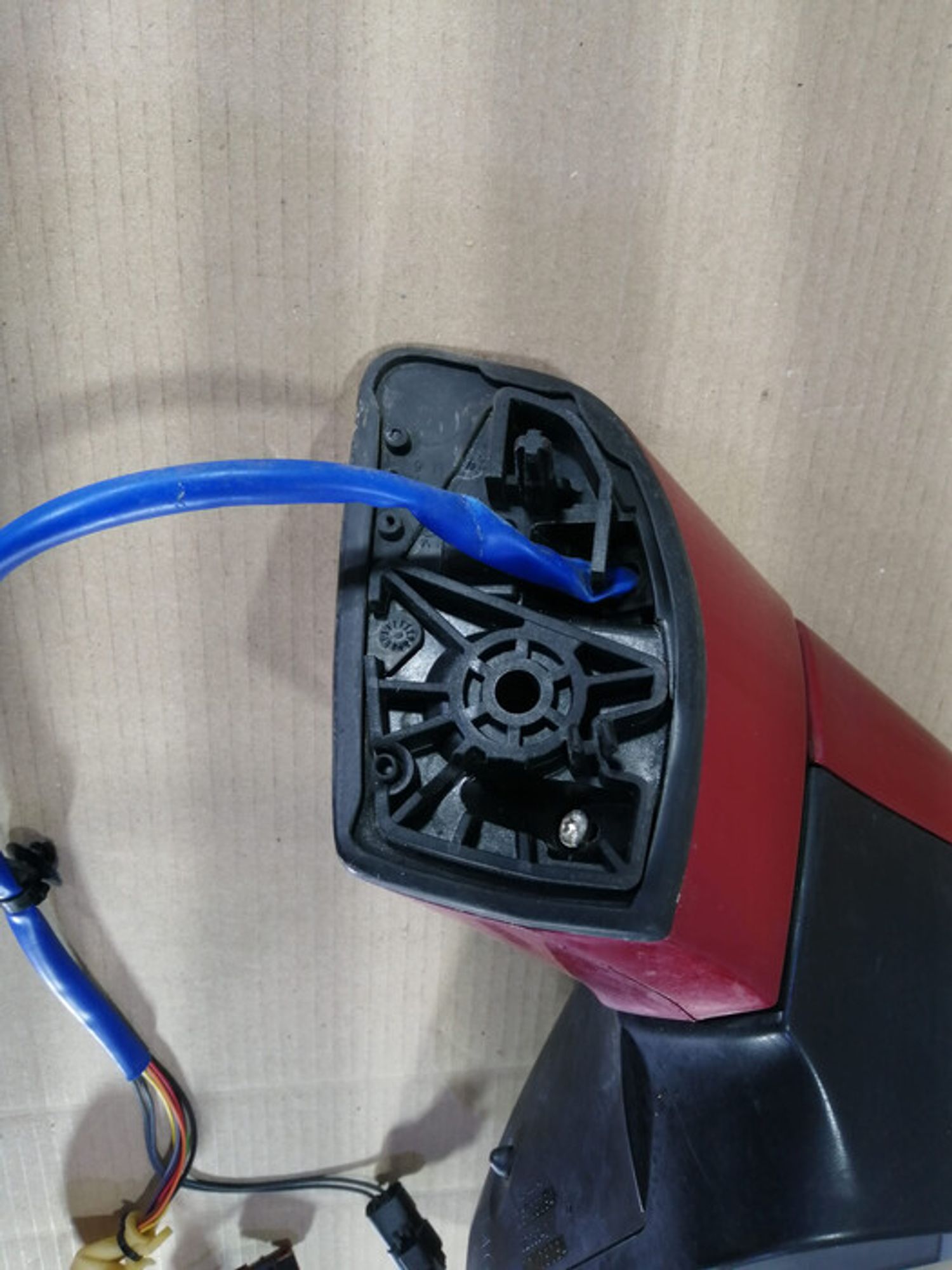 https://ycs.partsauto.market/partsauto-images/thmbs/78ee0fb3787e2dce013ed29fc8a1120c/e3a65c10426378368ebde6937533bc7a/33cfe13d5af02748e9324f2f2c150d7c.jpg