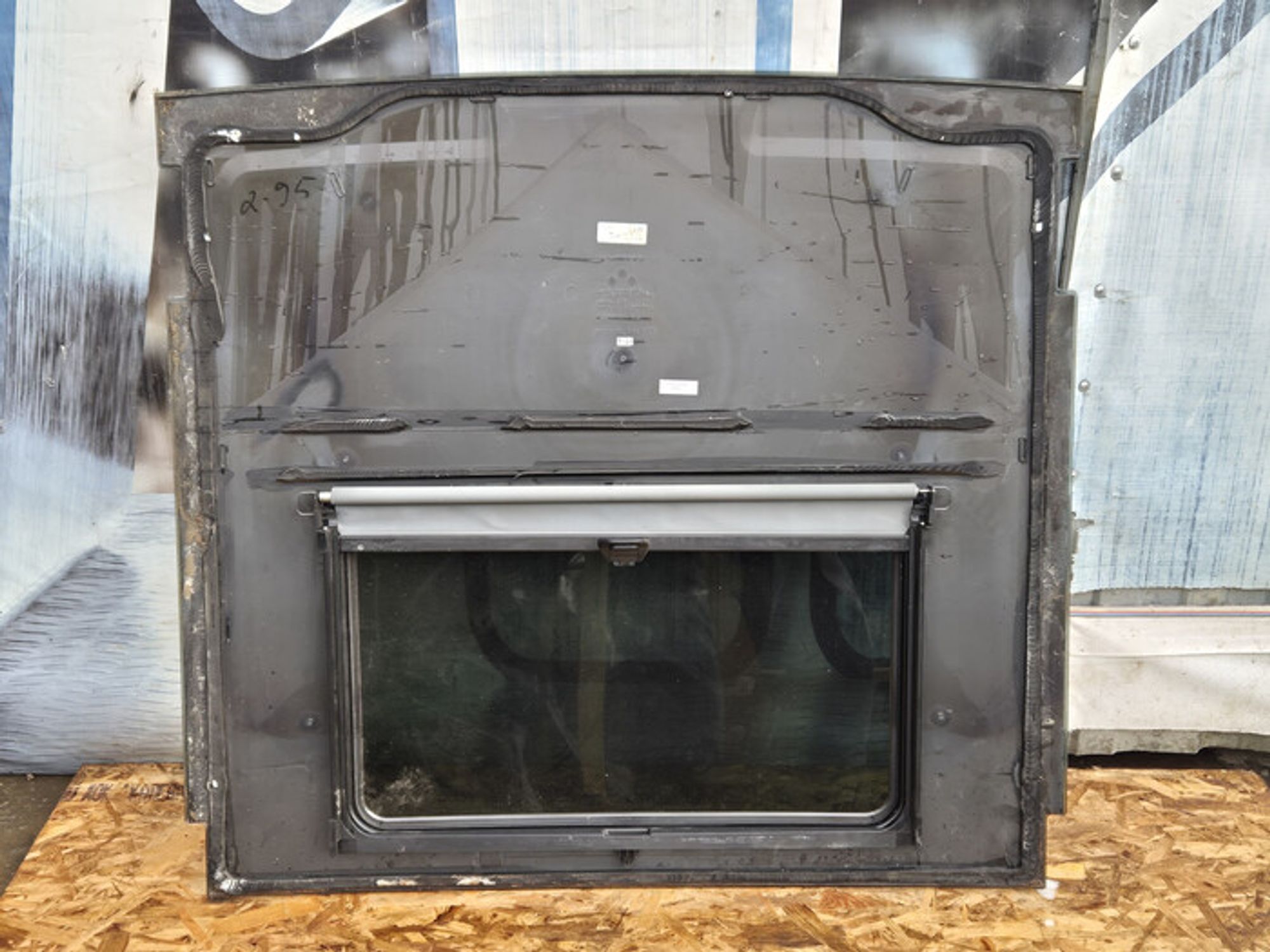 https://ycs.partsauto.market/partsauto-images/thmbs/78ee0fb3787e2dce013ed29fc8a1120c/e993f82baba5756f89eb65c21a3a3dbc/cacd9a6f36e20687f33d3c5dc5bf14ba.jpg