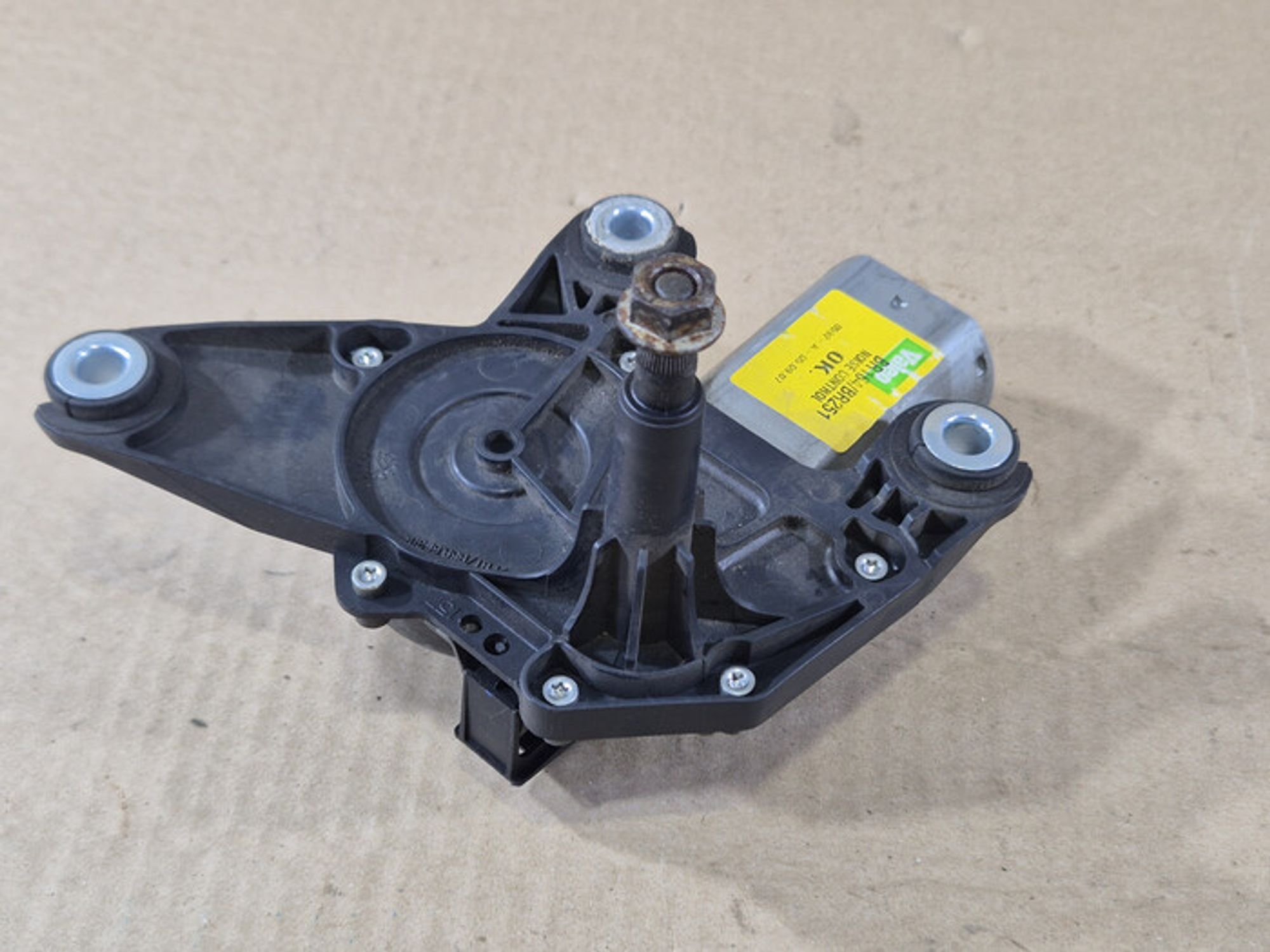 https://ycs.partsauto.market/partsauto-images/thmbs/78ee0fb3787e2dce013ed29fc8a1120c/e9a87d865eab4f280c8a4c416cc4df06/30bcffdd2fe64aca83086fe1205300ec.jpg