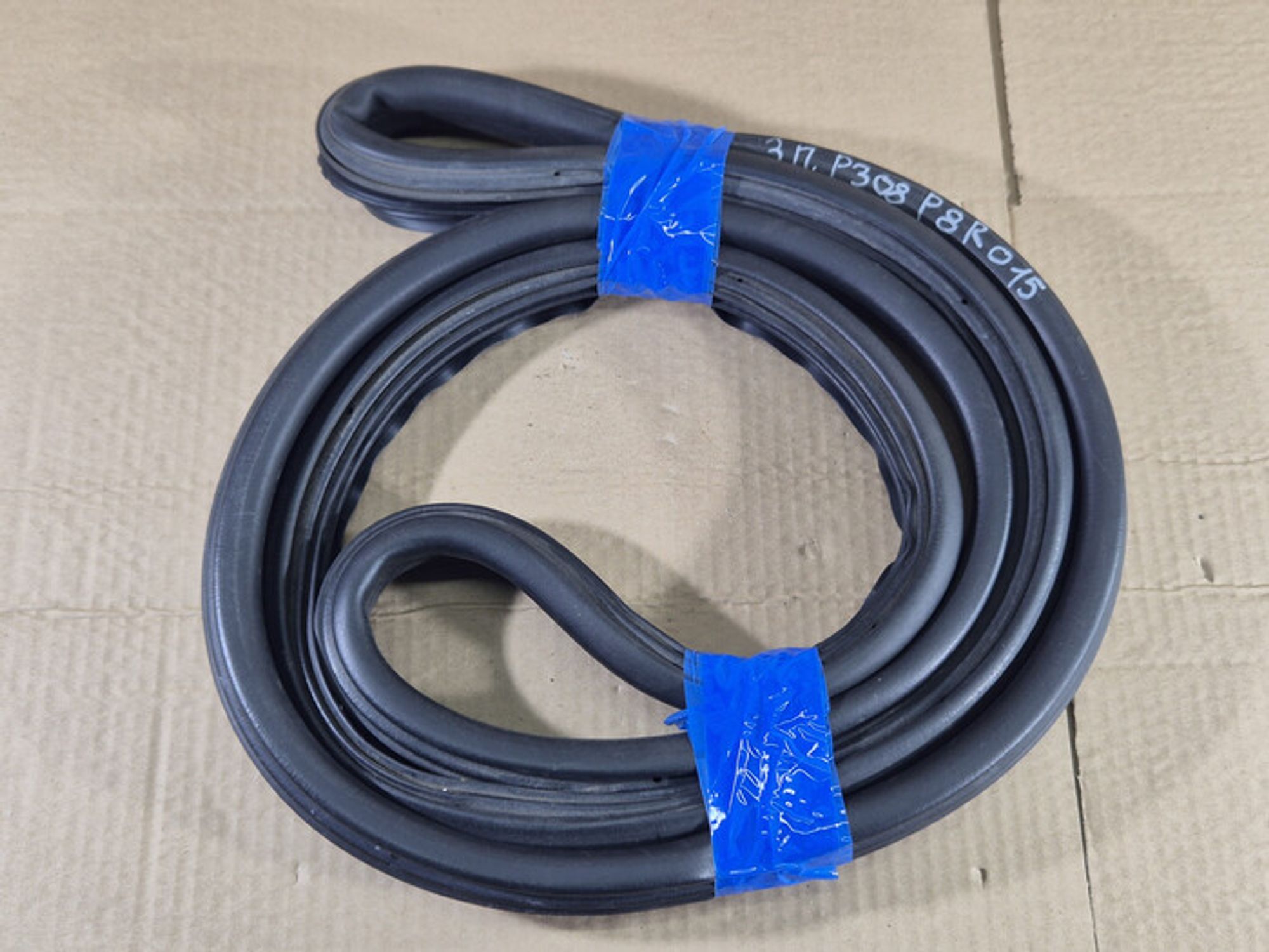 https://ycs.partsauto.market/partsauto-images/thmbs/78ee0fb3787e2dce013ed29fc8a1120c/e9c77a056e76b3780a9fdec3b9052069/48bff6032db7e7687e096a02d3ef1094.jpg