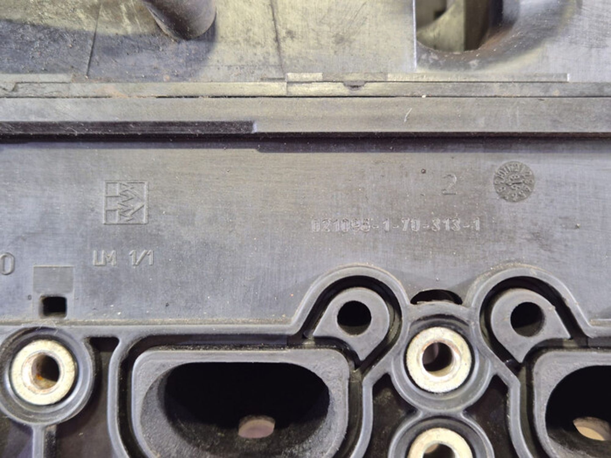 https://ycs.partsauto.market/partsauto-images/thmbs/78ee0fb3787e2dce013ed29fc8a1120c/ea6adf8a4fe374259792712f09b6570e/85961bbc874a83ba8b4ff1752e148e46.jpg