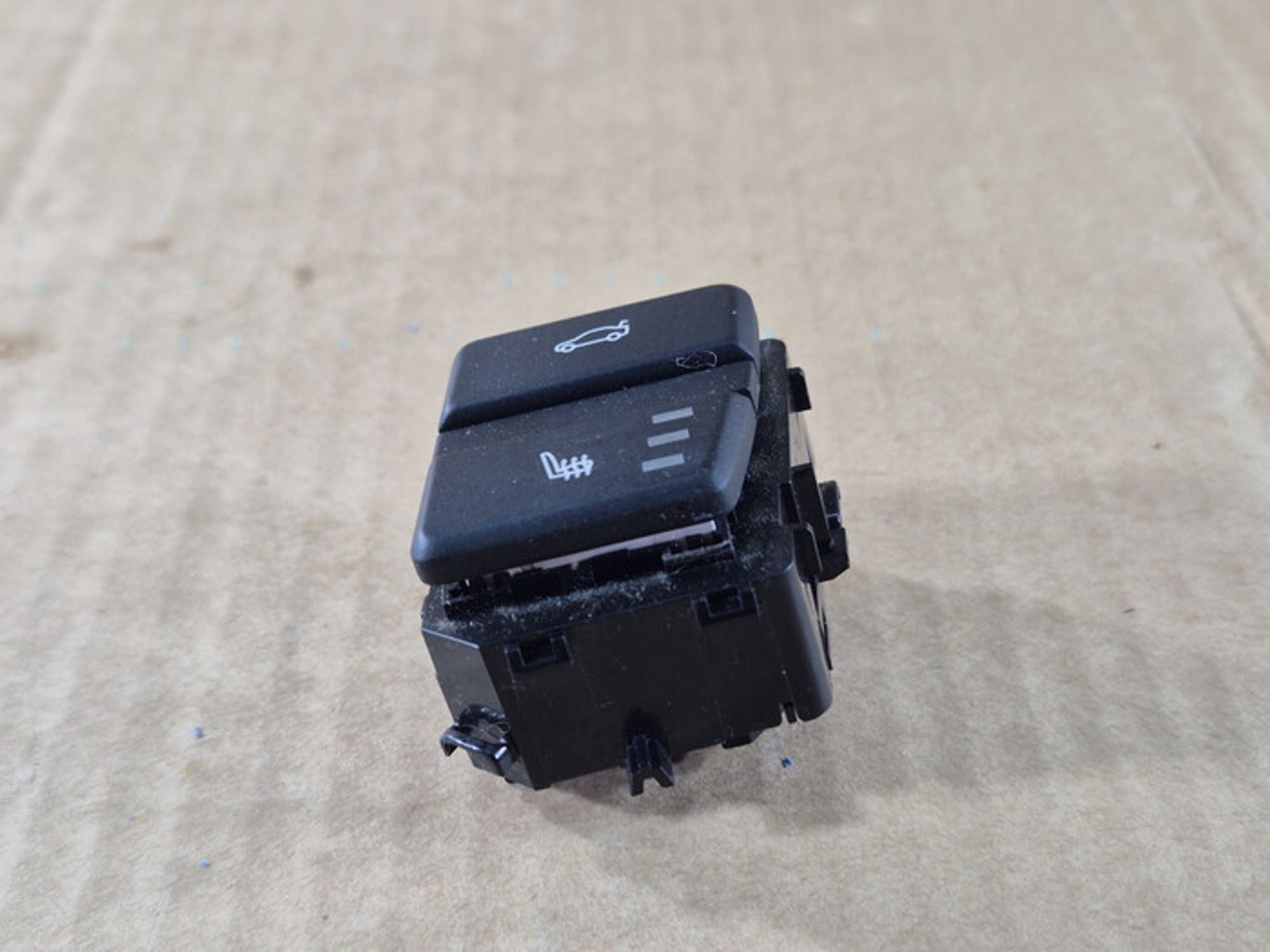 https://ycs.partsauto.market/partsauto-images/thmbs/78ee0fb3787e2dce013ed29fc8a1120c/ec451a90b216f58a70edfa668cb6b7fc/afa8e6f13458dbbb5cab10fb54fe2b17.jpg