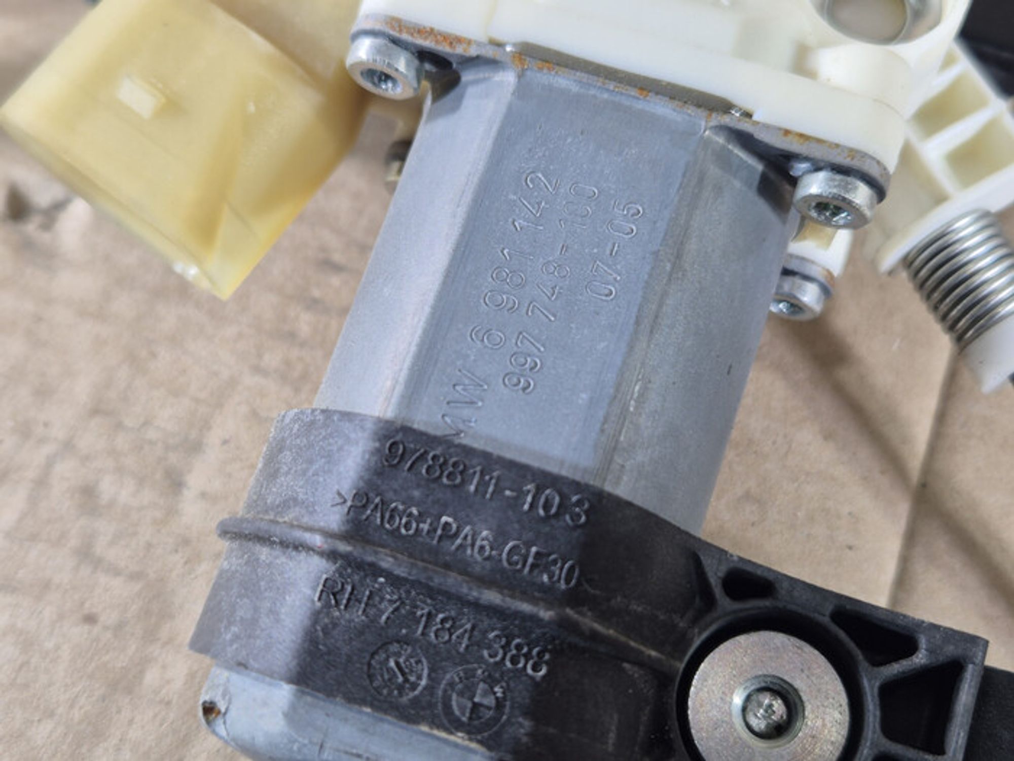https://ycs.partsauto.market/partsauto-images/thmbs/78ee0fb3787e2dce013ed29fc8a1120c/ec7f029ec38fe03363128855835773c1/1a2bb0b2f84d97094de3cc3a12f5d46d.jpg