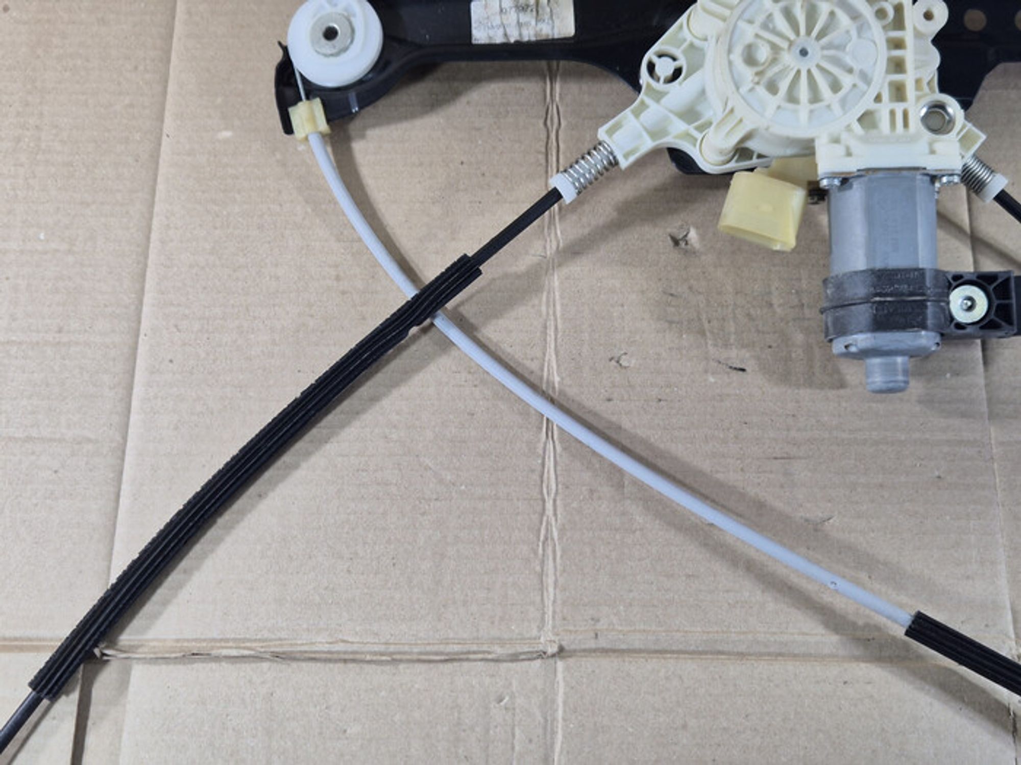 https://ycs.partsauto.market/partsauto-images/thmbs/78ee0fb3787e2dce013ed29fc8a1120c/ec7f029ec38fe03363128855835773c1/9ae1b28e56ed790258f83ef0f5ce98cf.jpg