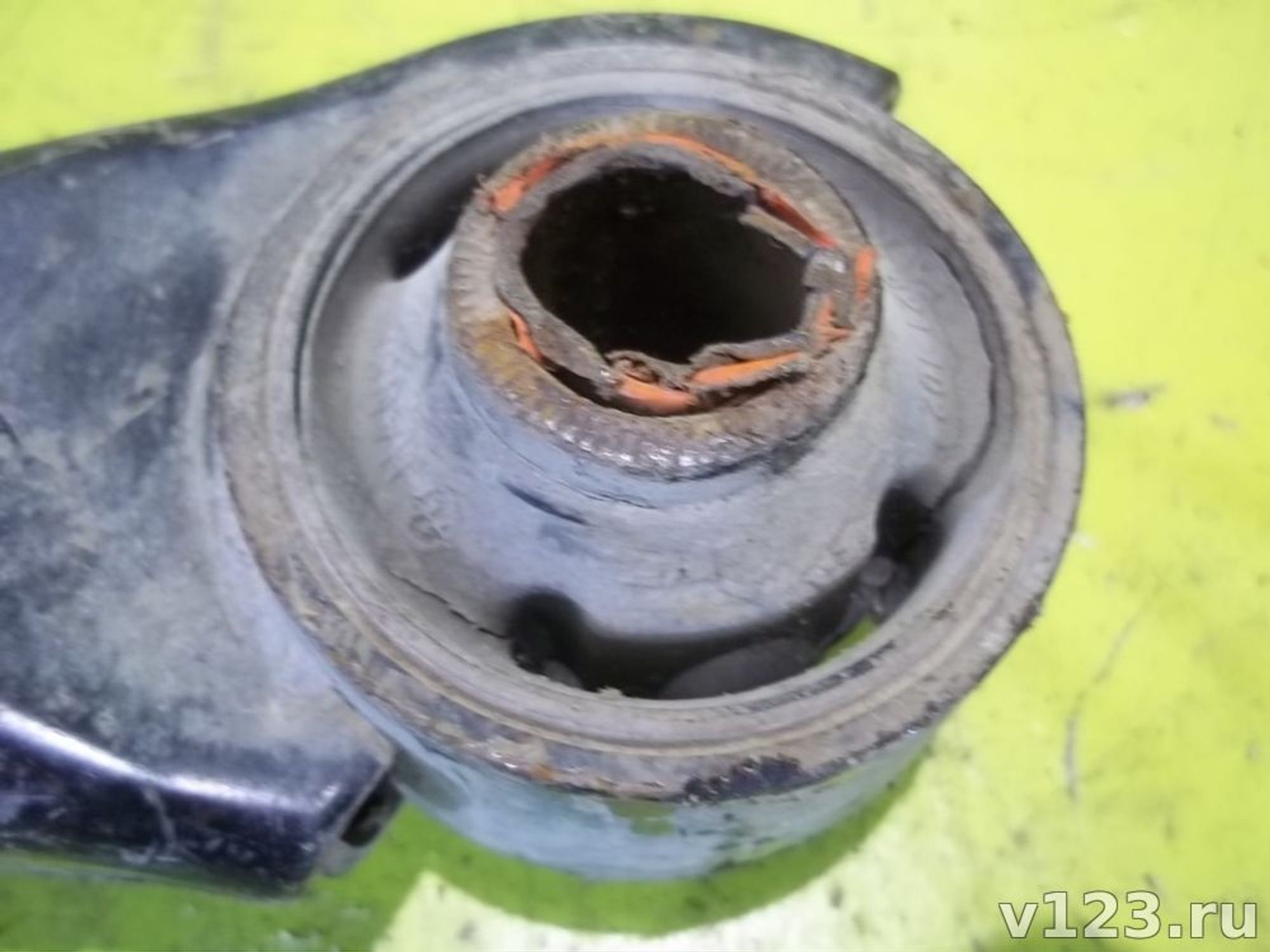 https://ycs.partsauto.market/partsauto-images/thmbs/78ee0fb3787e2dce013ed29fc8a1120c/ee6e8017d4c59753d83b12f6bef08af3/22e2ba5bd59caff7df4b83157c86a38d.jpg