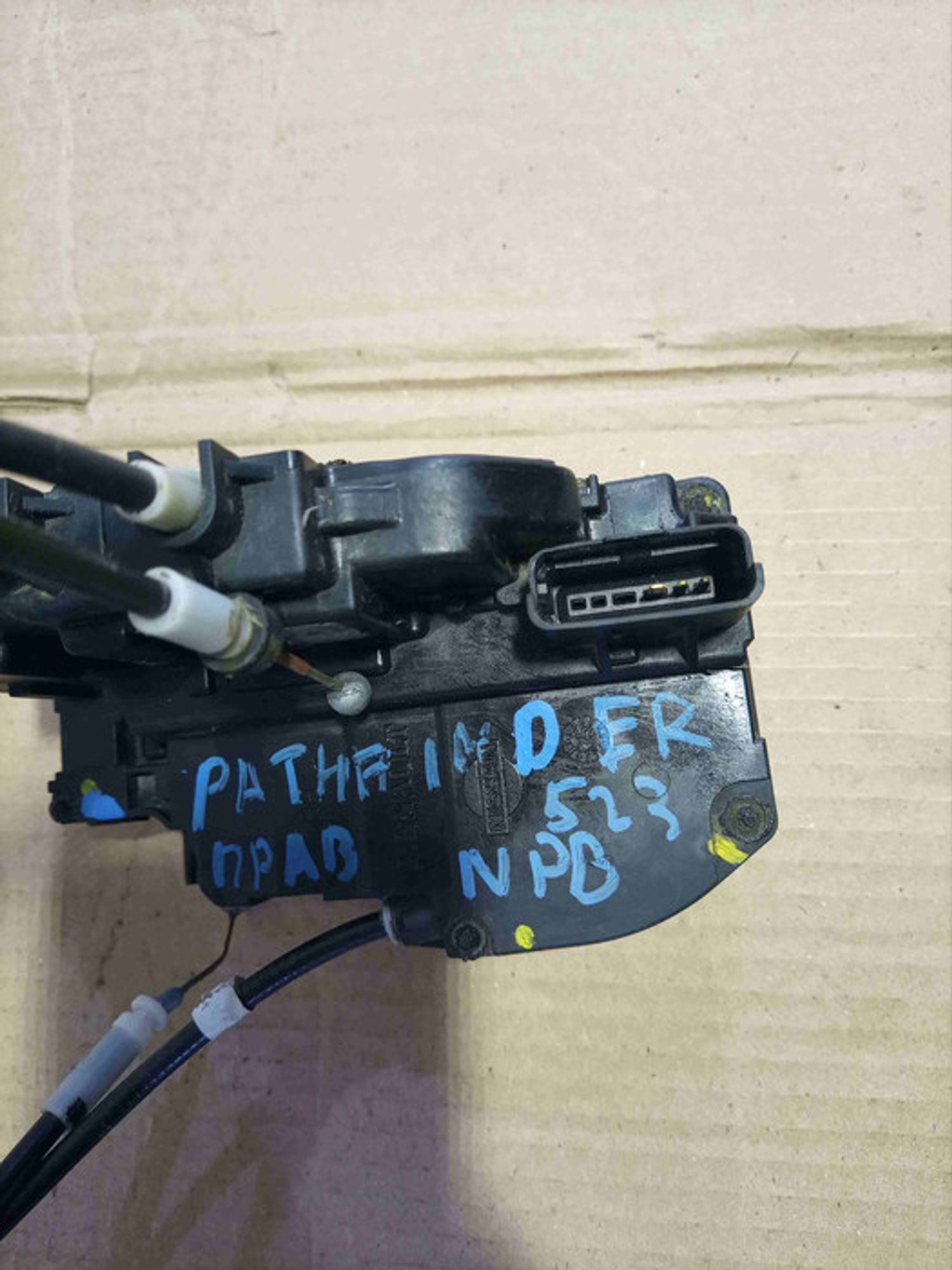 https://ycs.partsauto.market/partsauto-images/thmbs/78ee0fb3787e2dce013ed29fc8a1120c/eedbd4e3e15c943fee051f2be7059e44/be5072b1e71c7943ebfda12ea6a03c00.jpg