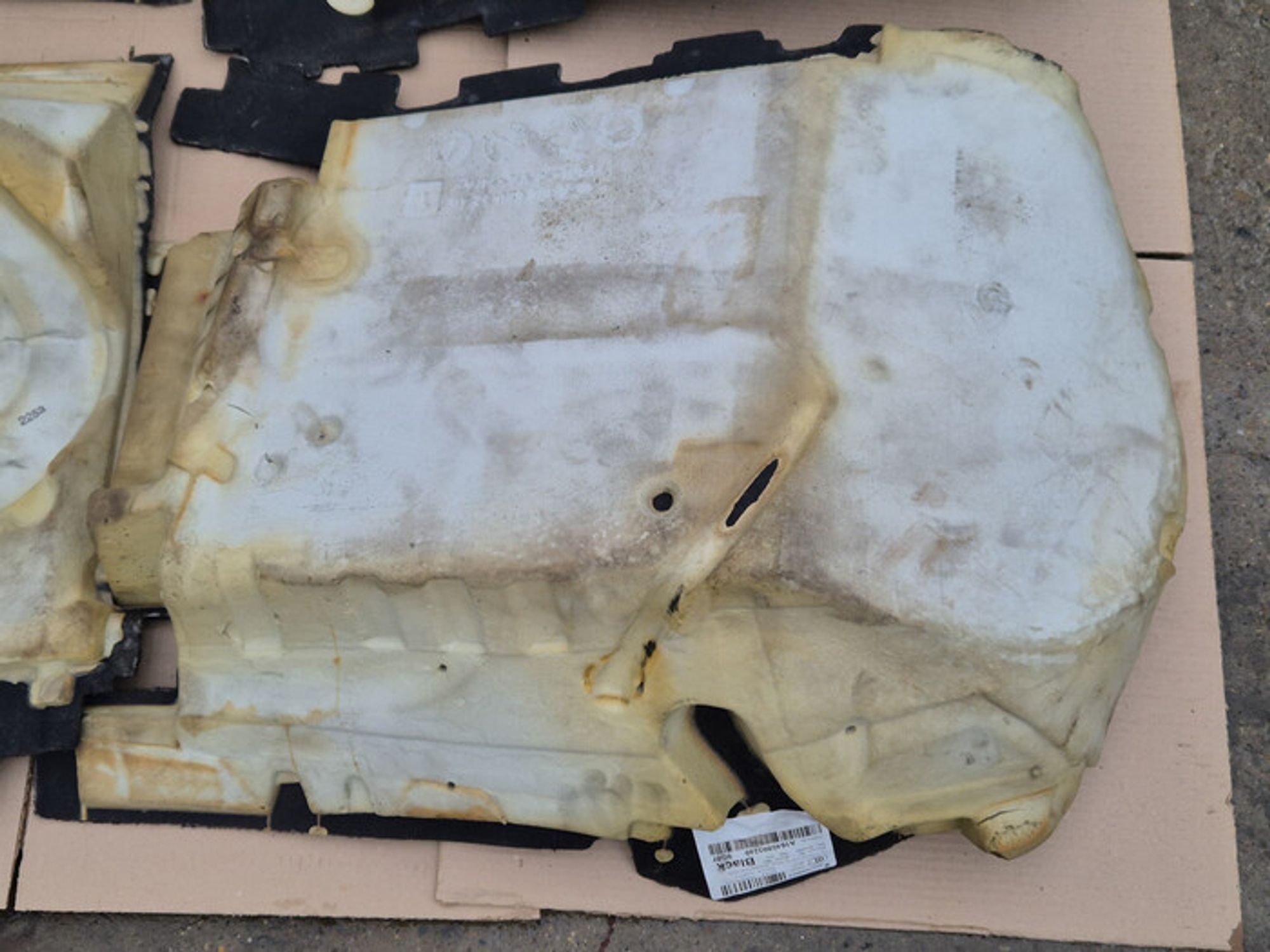 https://ycs.partsauto.market/partsauto-images/thmbs/78ee0fb3787e2dce013ed29fc8a1120c/ef2fbde333ec69c348145546493baeb4/f818e78300abaf4bf124df8ad7eddfe1.jpg