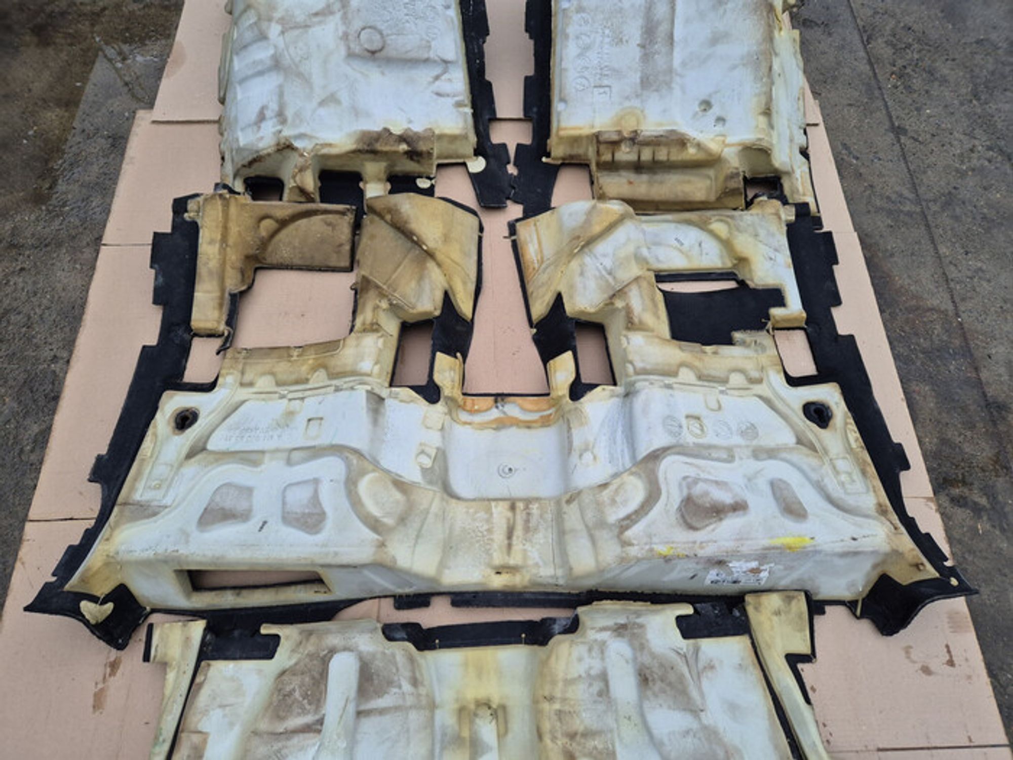 https://ycs.partsauto.market/partsauto-images/thmbs/78ee0fb3787e2dce013ed29fc8a1120c/ef2fbde333ec69c348145546493baeb4/fe92469be5e11a07cccedf5312f07477.jpg