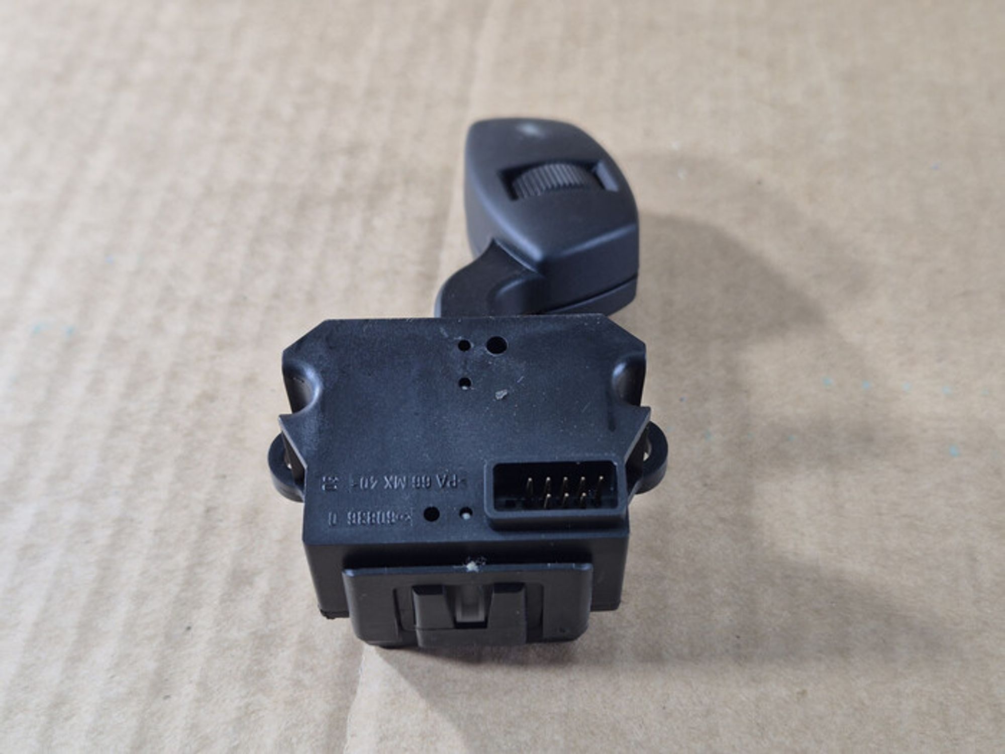 https://ycs.partsauto.market/partsauto-images/thmbs/78ee0fb3787e2dce013ed29fc8a1120c/ef75d80c8234e6f740a2f240aab2ebce/c310b38559764c7d44bd858b13f30528.jpg