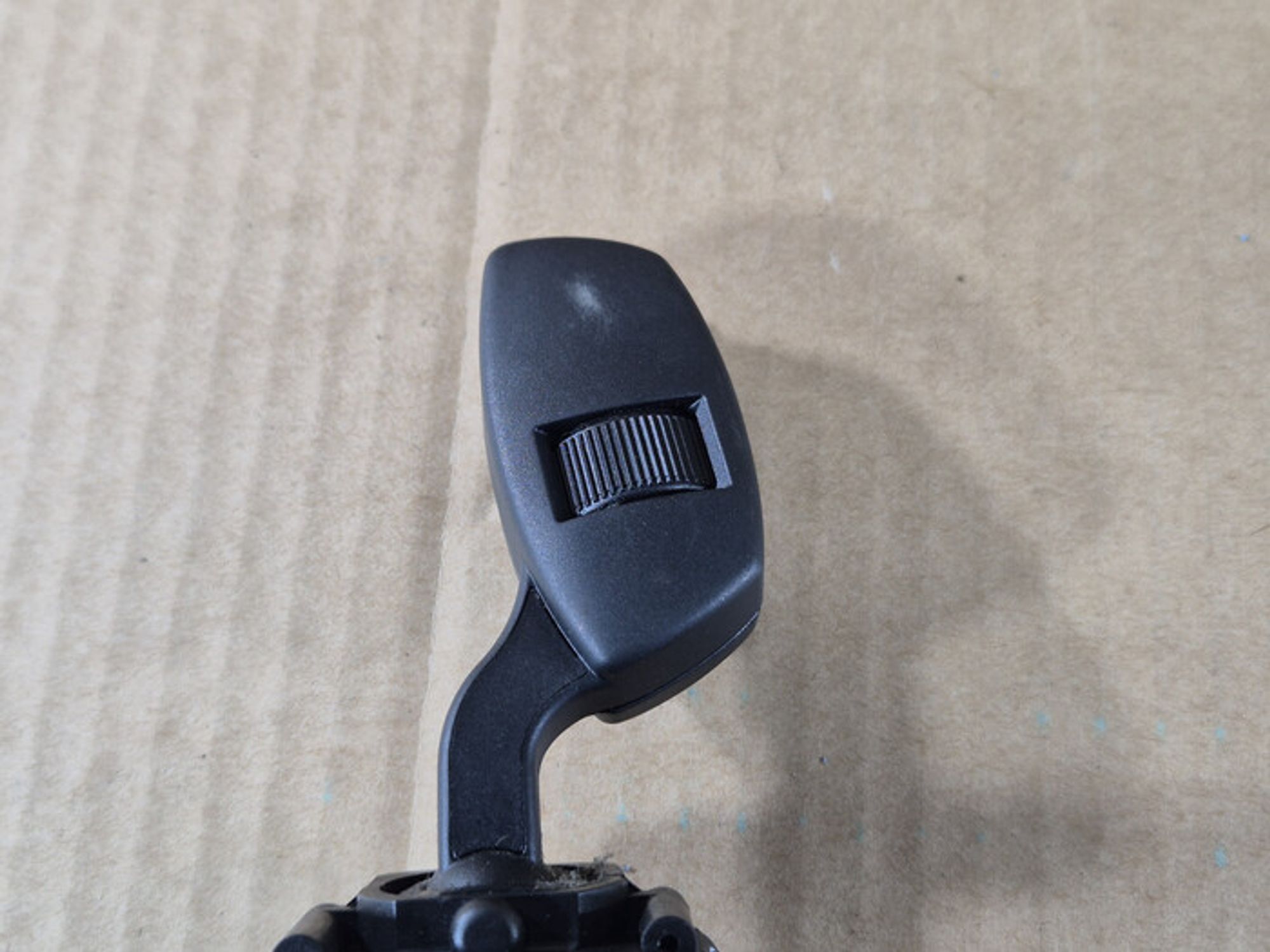 https://ycs.partsauto.market/partsauto-images/thmbs/78ee0fb3787e2dce013ed29fc8a1120c/ef75d80c8234e6f740a2f240aab2ebce/ff97673a4c8eda5d86eb81dd29cab94f.jpg