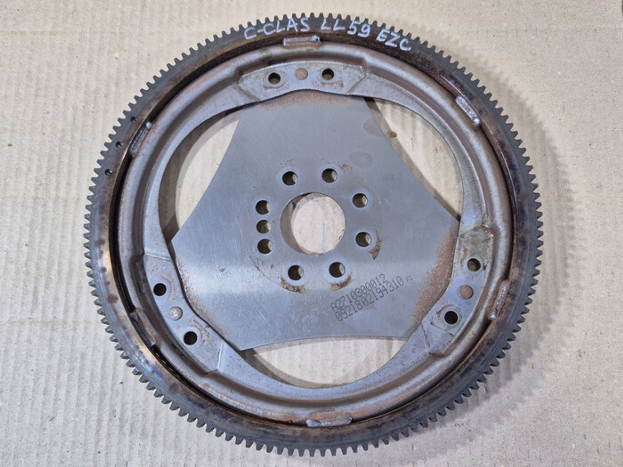 https://ycs.partsauto.market/partsauto-images/thmbs/78ee0fb3787e2dce013ed29fc8a1120c/ef7f10614c9083a6dff0dda08d193eed/378252e5eedbd1099081560ebee85283.jpg