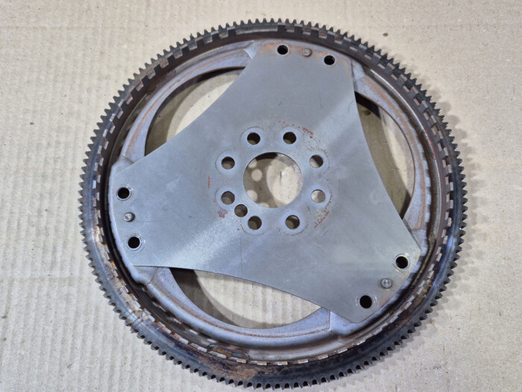 https://ycs.partsauto.market/partsauto-images/thmbs/78ee0fb3787e2dce013ed29fc8a1120c/ef7f10614c9083a6dff0dda08d193eed/777a84e29ea3e5be642c26c8465f2f19.jpg