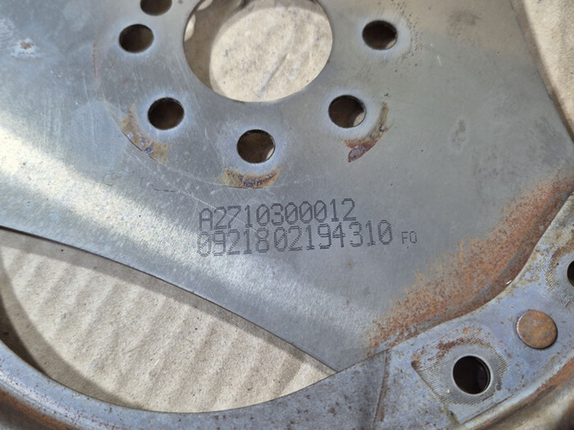 https://ycs.partsauto.market/partsauto-images/thmbs/78ee0fb3787e2dce013ed29fc8a1120c/ef7f10614c9083a6dff0dda08d193eed/ac0b2bd7c527a10fe975376b8b06d604.jpg