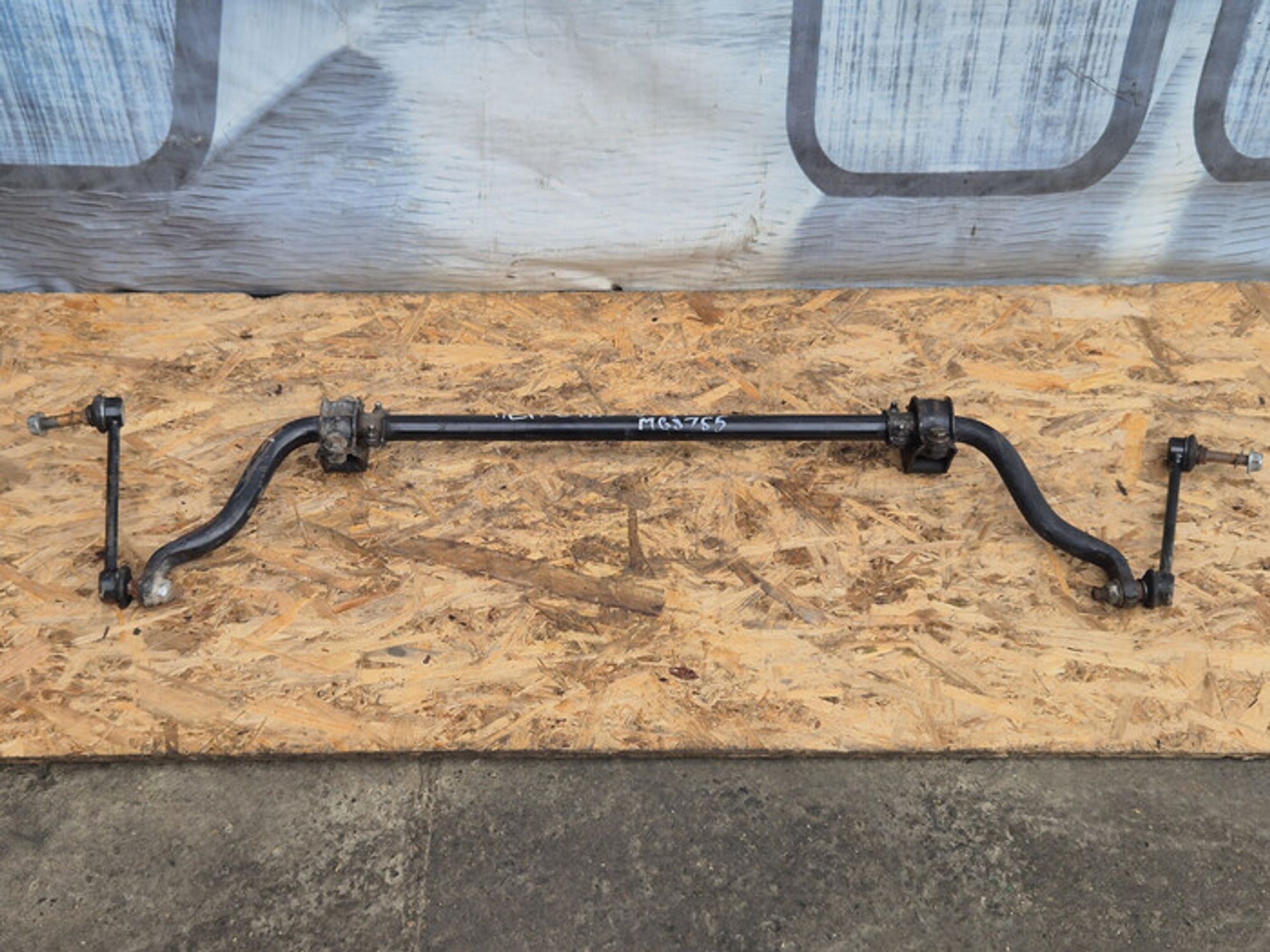 https://ycs.partsauto.market/partsauto-images/thmbs/78ee0fb3787e2dce013ed29fc8a1120c/efe1c9f1bc8863de75b8cbbec867f171/7f35e3d0d3c6b3abfb0bf4da80652f18.jpg