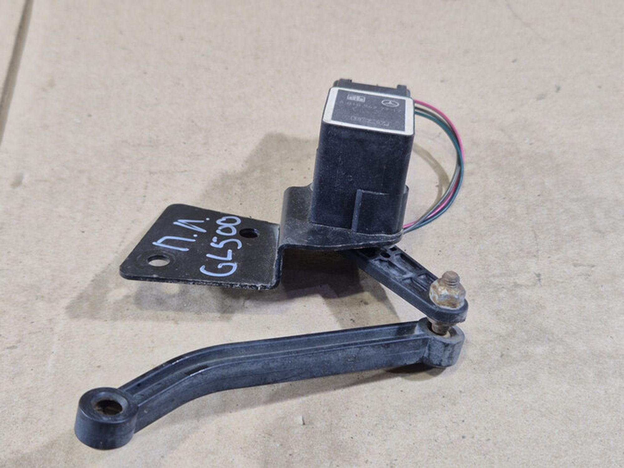 https://ycs.partsauto.market/partsauto-images/thmbs/78ee0fb3787e2dce013ed29fc8a1120c/f09c1d7c7f0317298d7dcf0ef7dd867e/5fe8a4b897922458f59db69fb9f441df.jpg