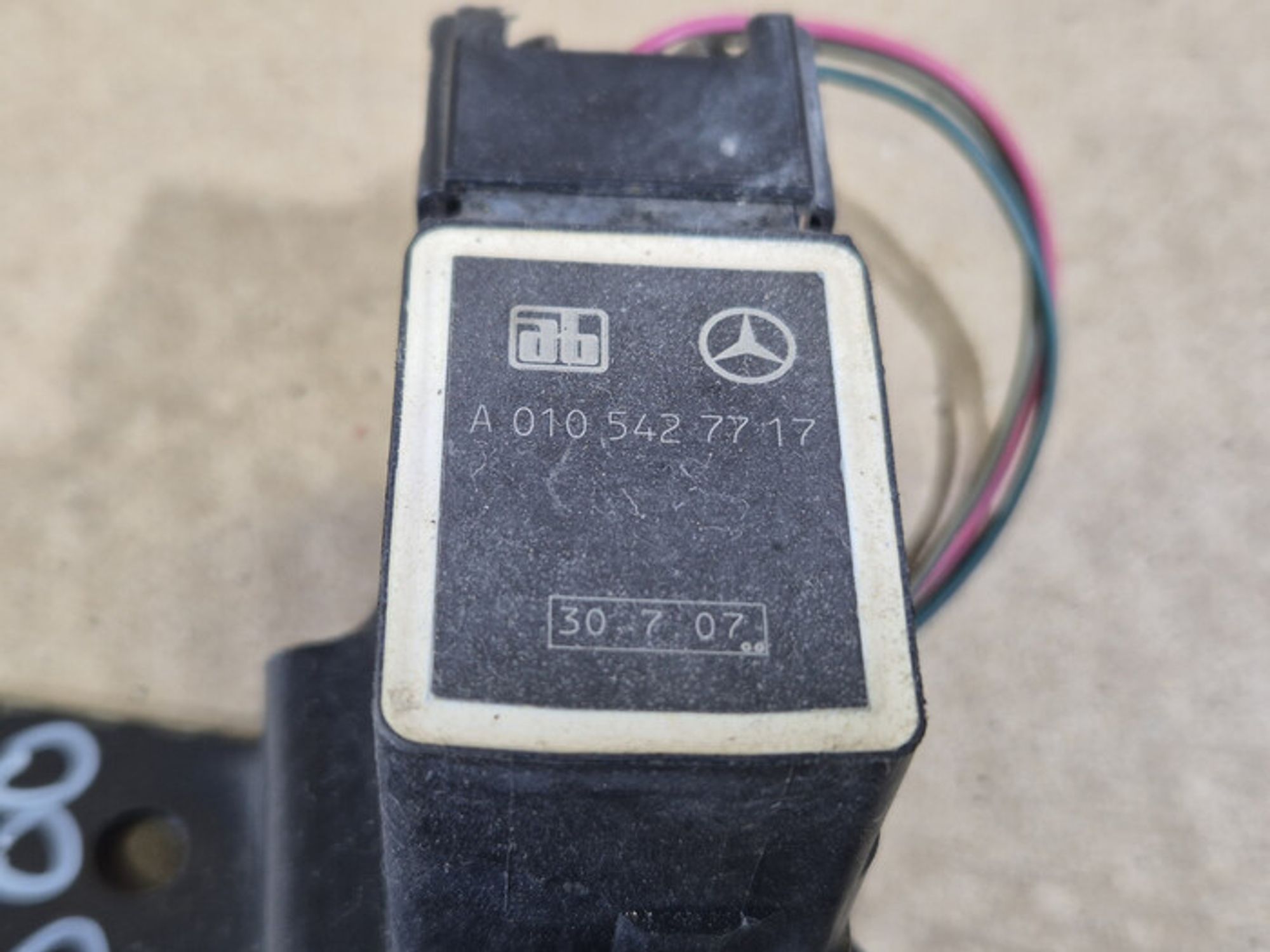 https://ycs.partsauto.market/partsauto-images/thmbs/78ee0fb3787e2dce013ed29fc8a1120c/f09c1d7c7f0317298d7dcf0ef7dd867e/79afbd8e47a992b214488be402dfd7a0.jpg