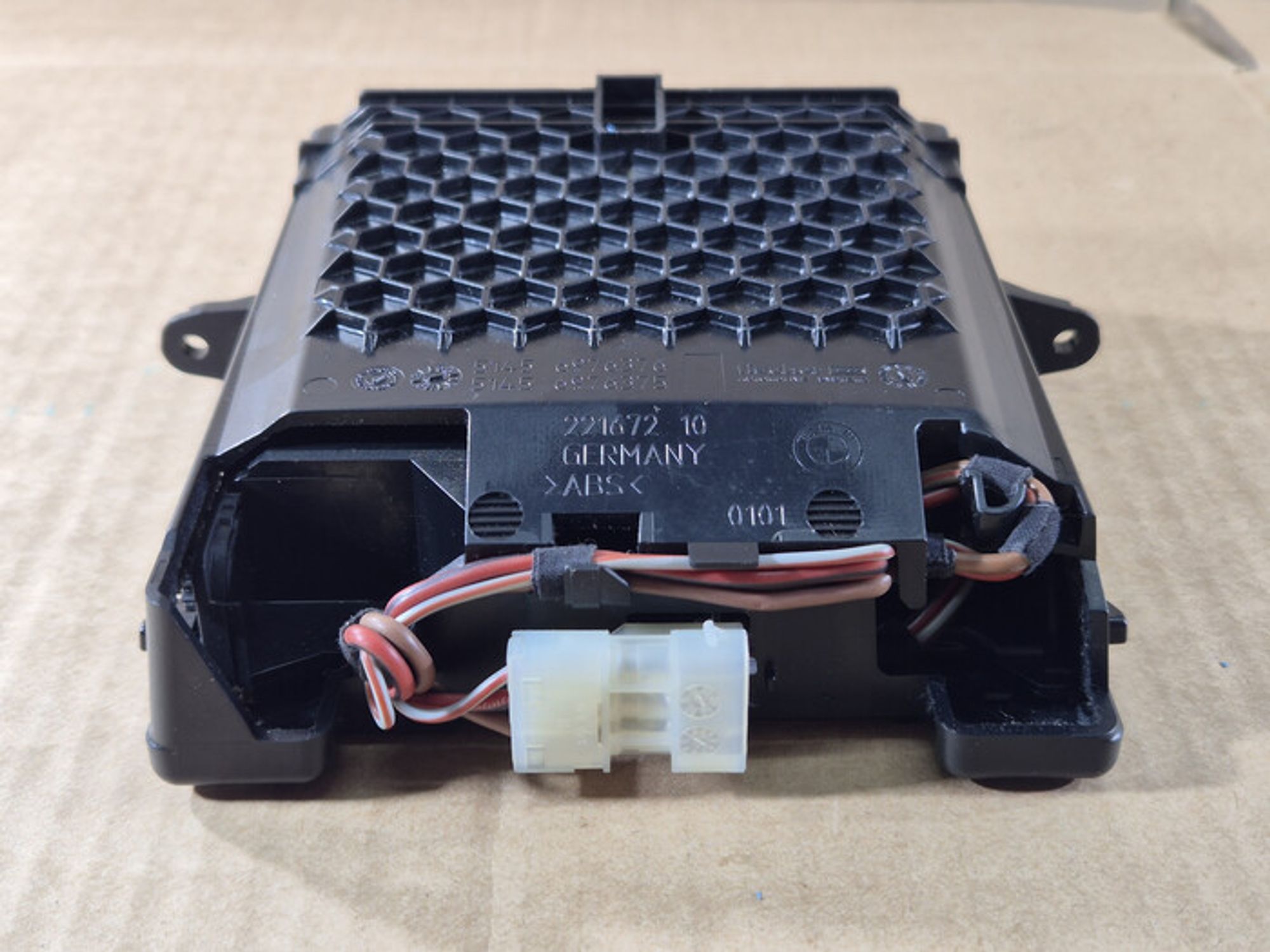 https://ycs.partsauto.market/partsauto-images/thmbs/78ee0fb3787e2dce013ed29fc8a1120c/f2390521742455b580aea44219e486f4/f0322fb80a52f06b4cb010fab738577f.jpg