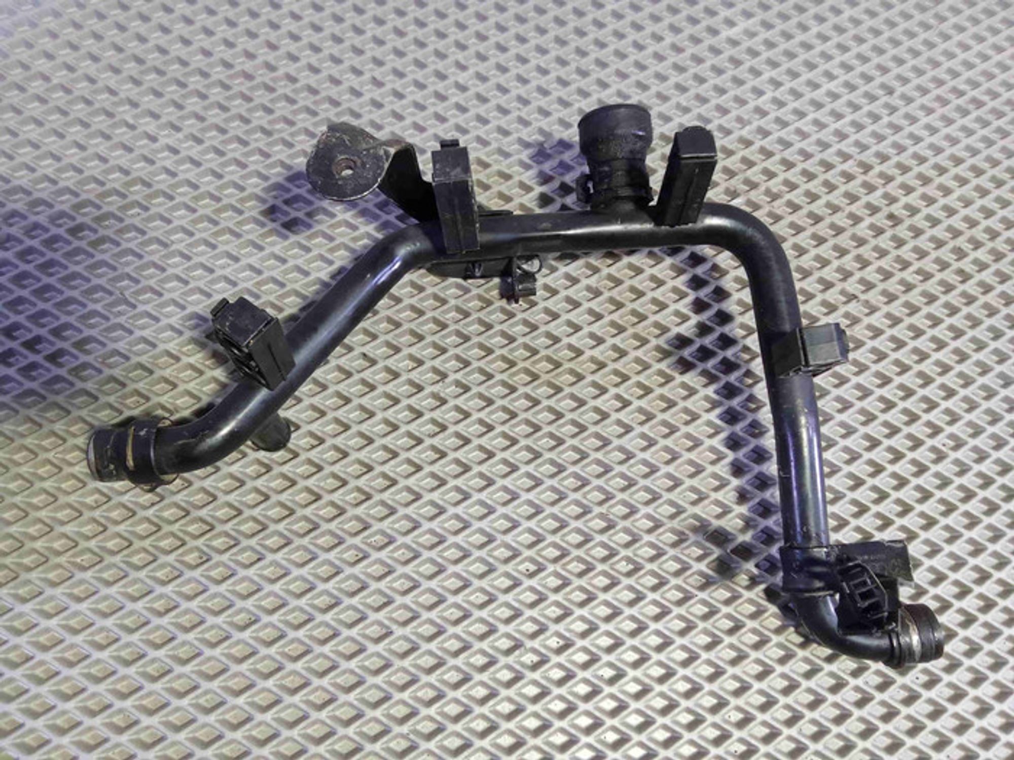 https://ycs.partsauto.market/partsauto-images/thmbs/78ee0fb3787e2dce013ed29fc8a1120c/f293fcd1aadcb03b8b296bf0127f98cd/b3abb663587c0aa4c4bf6f9dea53a4ca.jpg