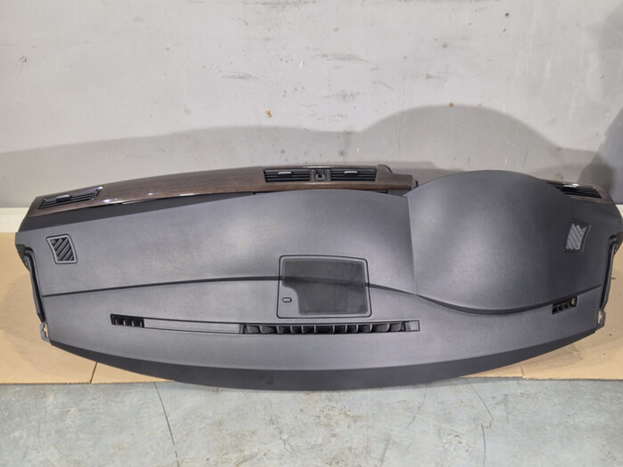 https://ycs.partsauto.market/partsauto-images/thmbs/78ee0fb3787e2dce013ed29fc8a1120c/f34bbcacfd17e6e7a52921808161b69a/8d8e485fdc5c0835d13d87a310269354.jpg