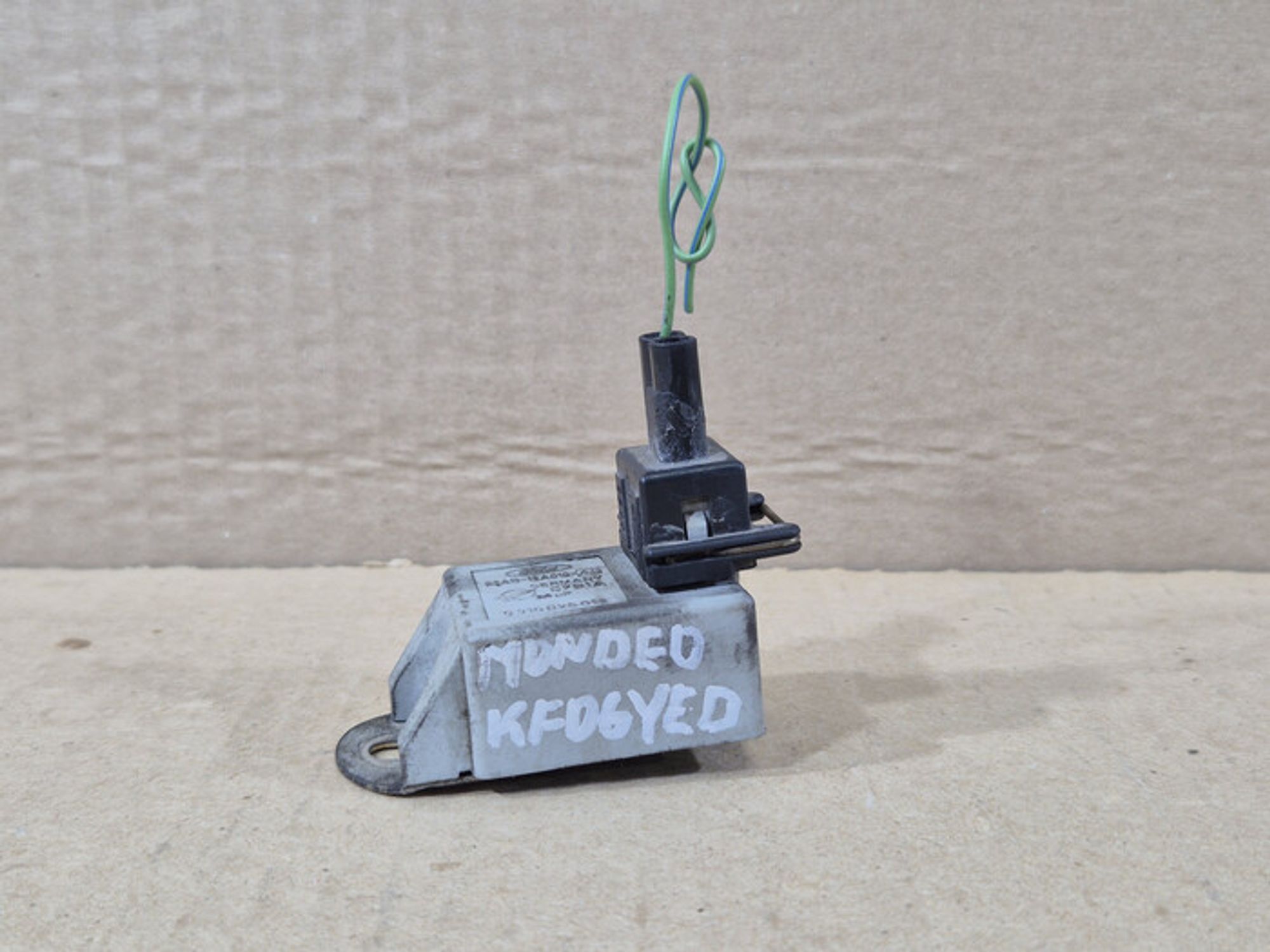 https://ycs.partsauto.market/partsauto-images/thmbs/78ee0fb3787e2dce013ed29fc8a1120c/f3e8c5ad01f4d2acd5a67692c90ea1bd/04c94c8b700273f8d196822caff0711d.jpg