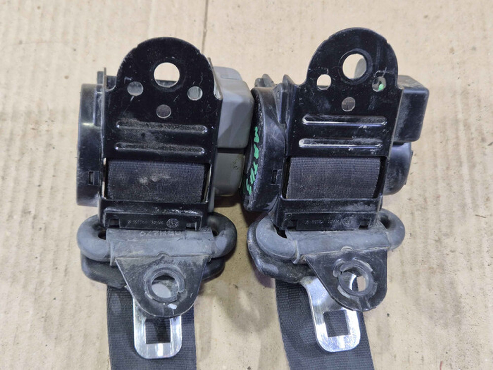 https://ycs.partsauto.market/partsauto-images/thmbs/78ee0fb3787e2dce013ed29fc8a1120c/f43b1e1f24be28962b467f97908e39ae/6ed10fef037bda8f9cd39c9faa2598c5.jpg