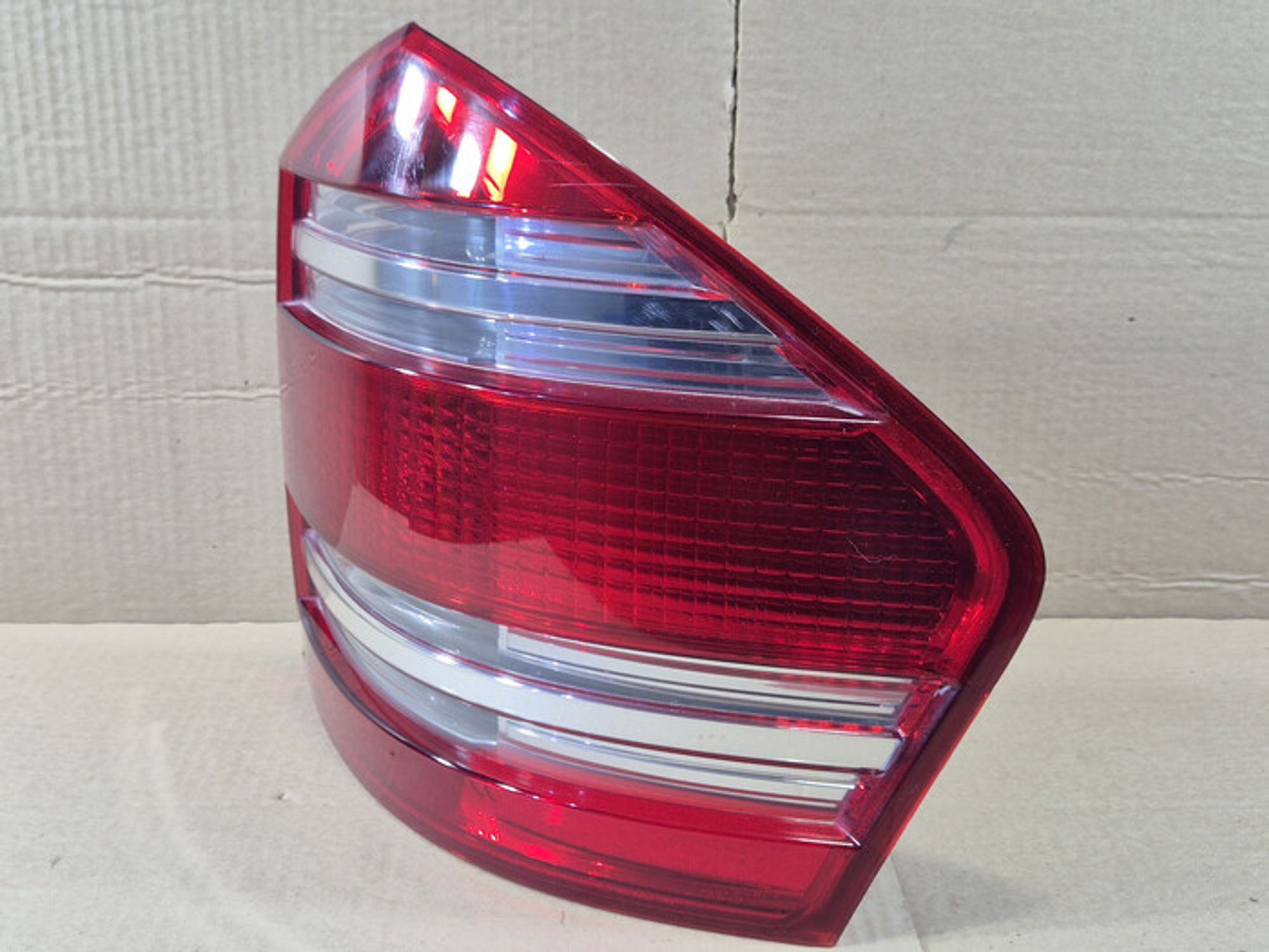 https://ycs.partsauto.market/partsauto-images/thmbs/78ee0fb3787e2dce013ed29fc8a1120c/f463e3d07703ddc9933a13e10efc1cb3/8223174c3ba53b12c6b82b10ed7b6fe9.jpg